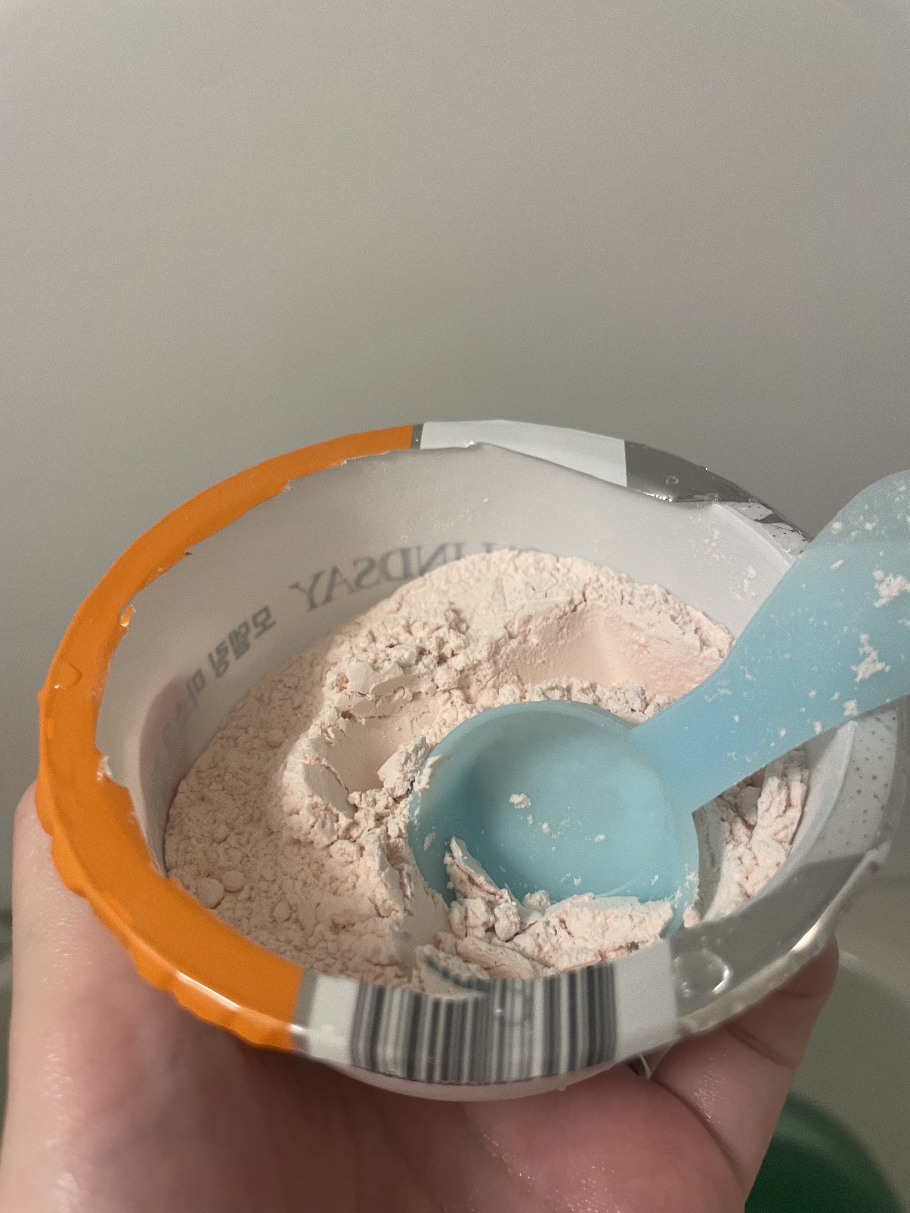 モデリングカップパック ビタミン/LINDSAY/洗い流すパック・マスクを使ったクチコミ（2枚目）