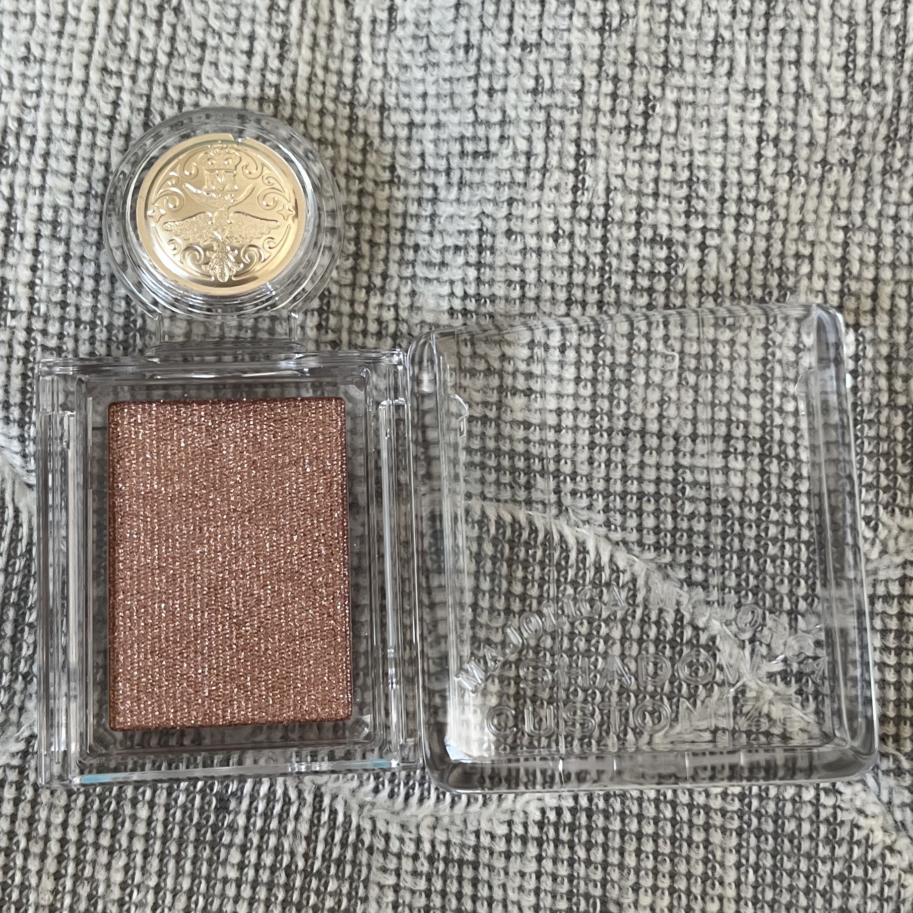 シャドーカスタマイズ/MAJOLICA MAJORCA/単色アイシャドウを使ったクチコミ（2枚目）