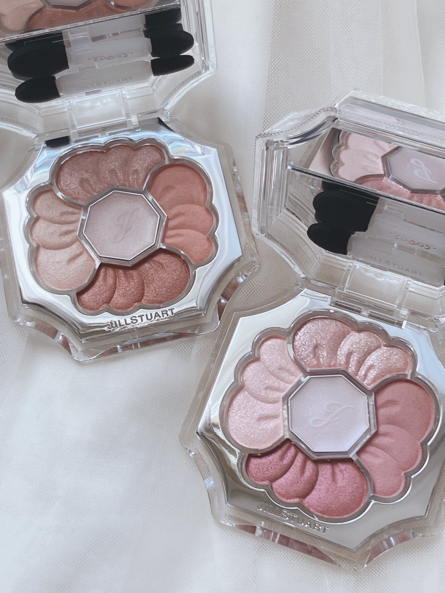 ジルスチュアート ドレスドブルーム アイズ/JILL STUART/アイシャドウパレットを使ったクチコミ(1枚目)