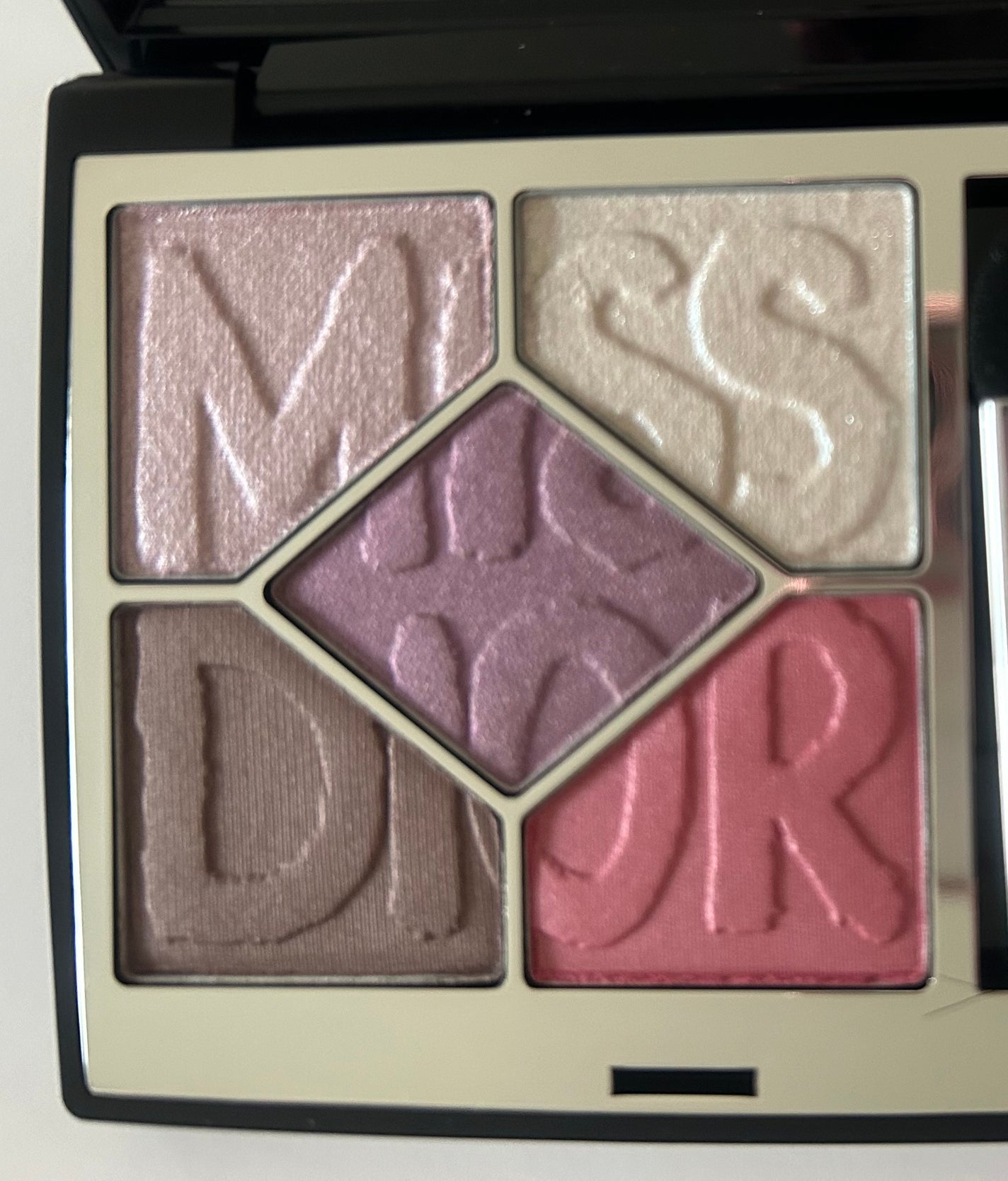 ディオールショウ サンク クルール(ミス ディオール コレクション 限定品)/Dior/アイシャドウを使ったクチコミ(2枚目)