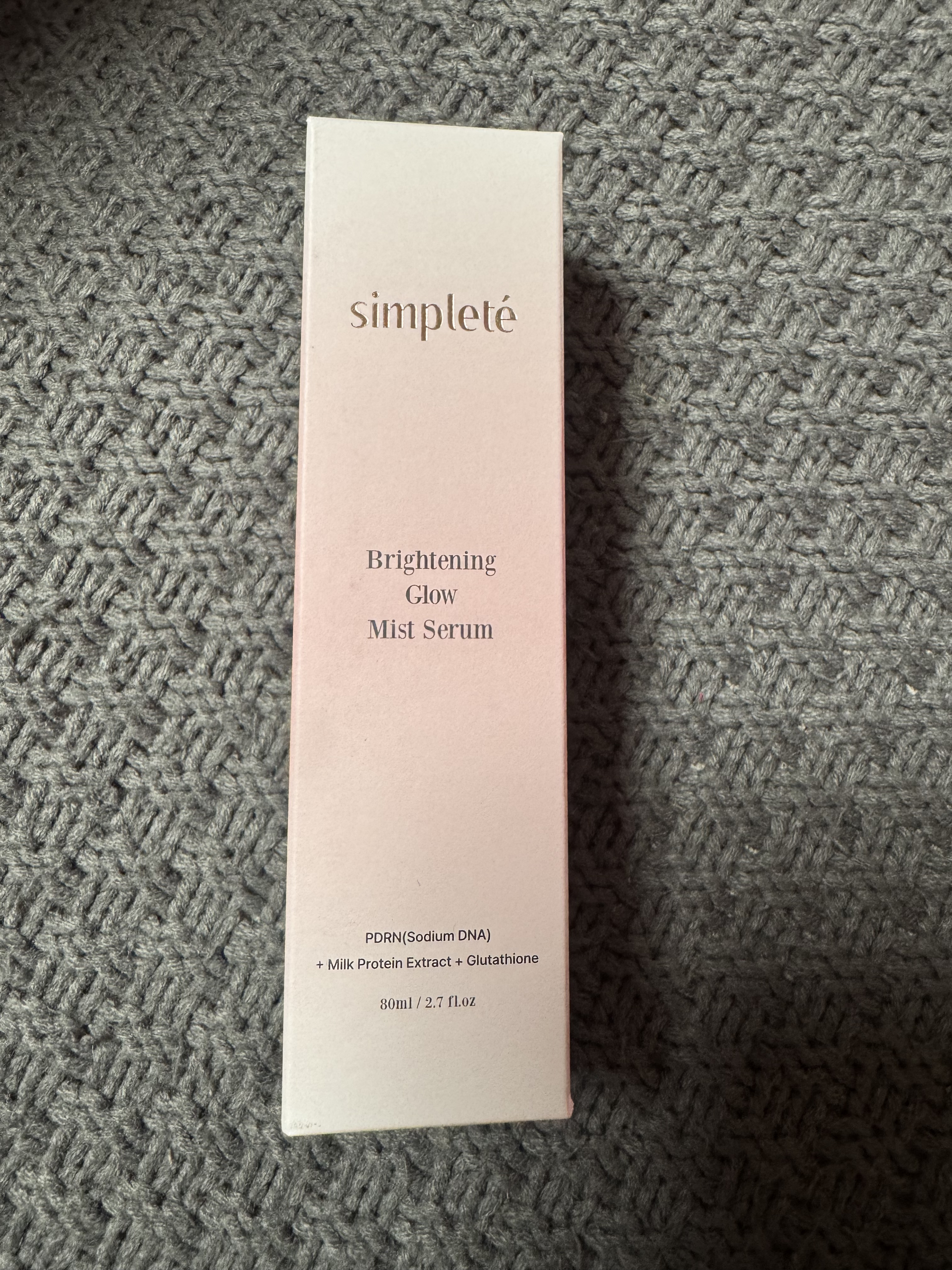 Brightening GLow Mist Serum/Simplete(シンプレ)/フィックスミストを使ったクチコミ（1枚目）