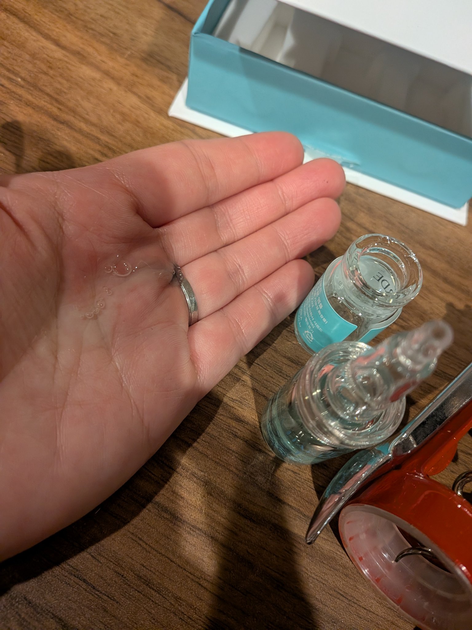 クラウドアンプル 1week キット/CHARDE/美容液を使ったクチコミ（2枚目）