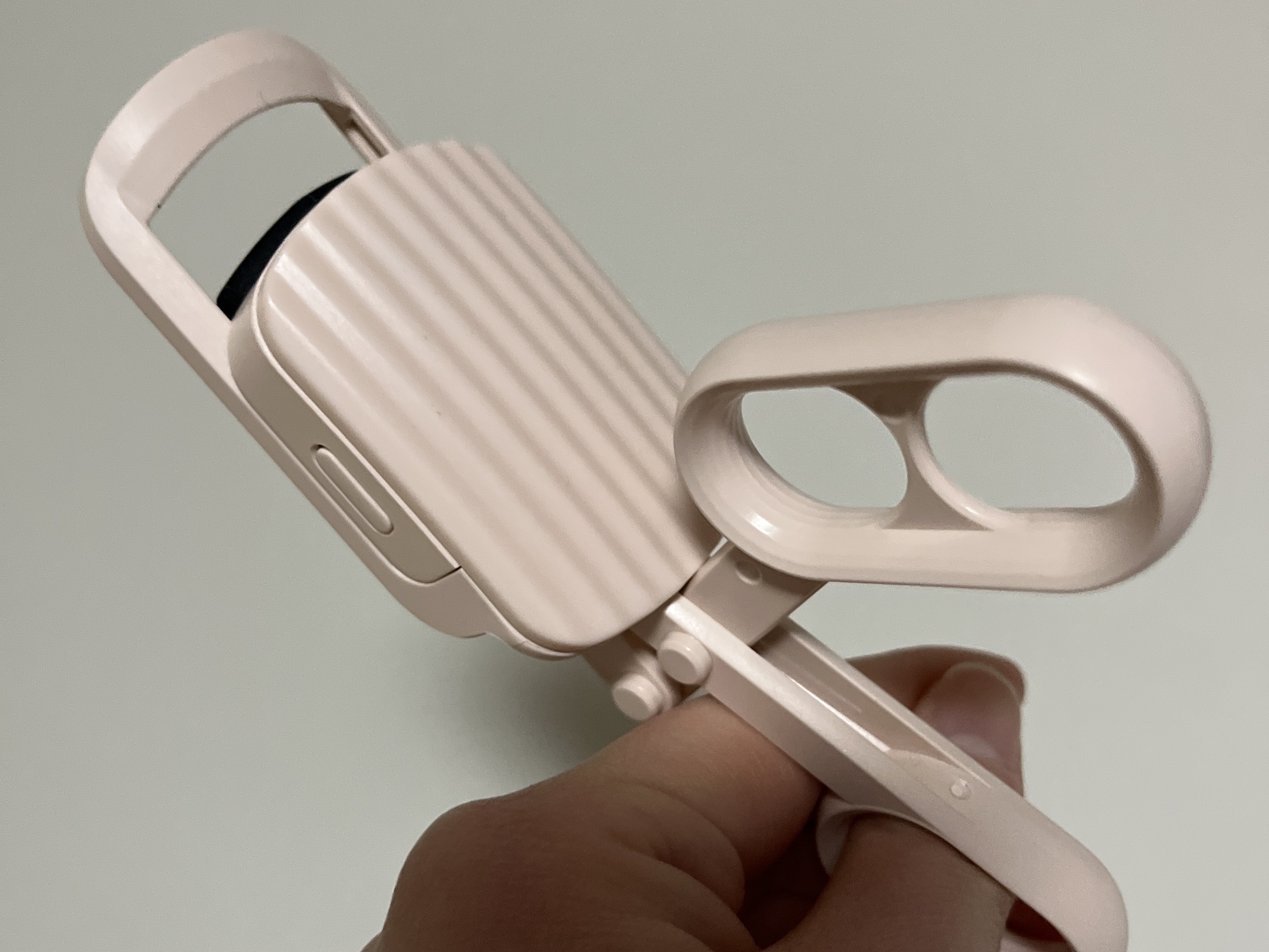 はさんであがるヒートカーラー/SHOBIDO/ホットビューラーを使ったクチコミ（1枚目）