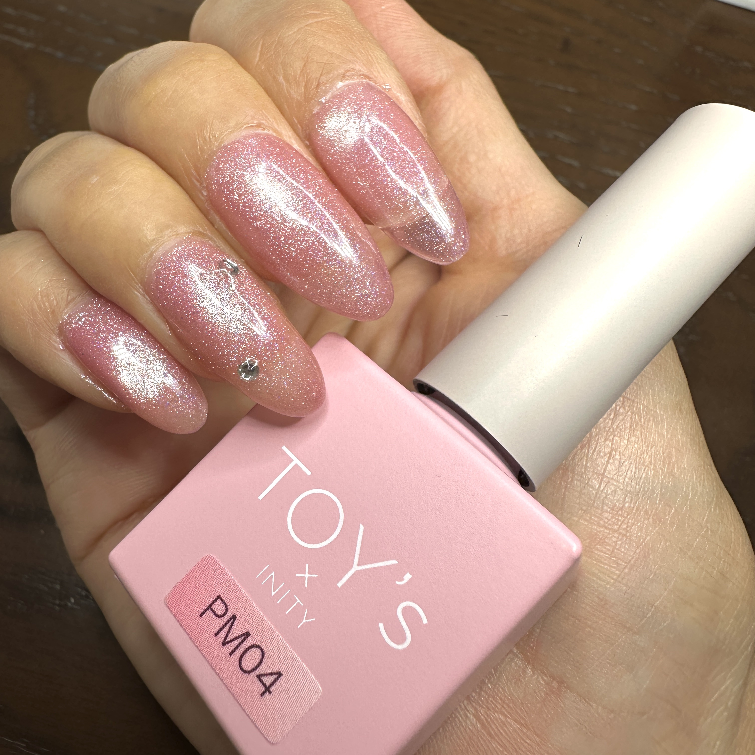 ホワイトライトコレクション/TOY's × INITY/ジェルネイルを使ったクチコミ（1枚目）