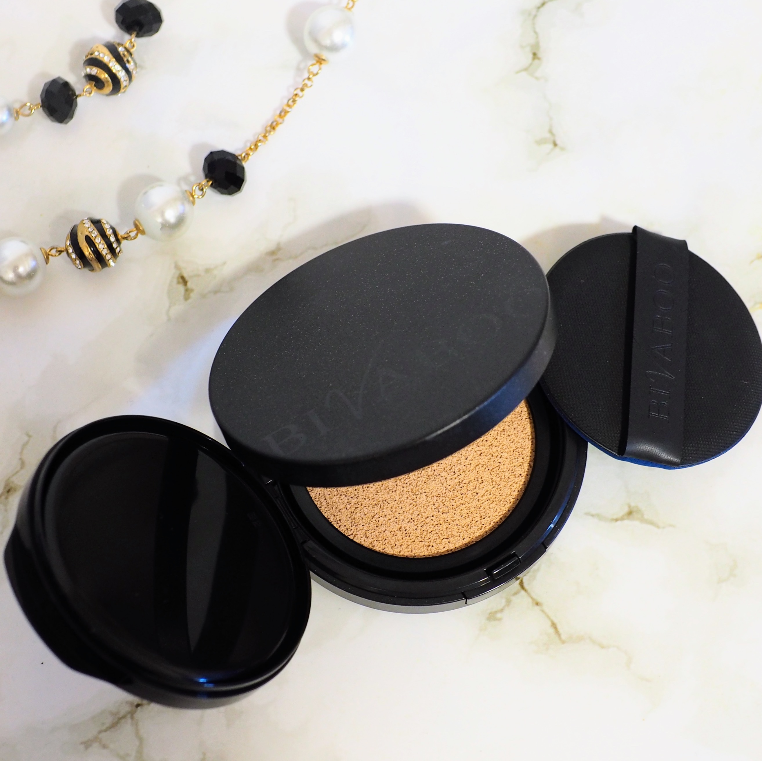 ベルベットジュエルクッション/BIVABOO/クッションファンデーションを使ったクチコミ（2枚目）