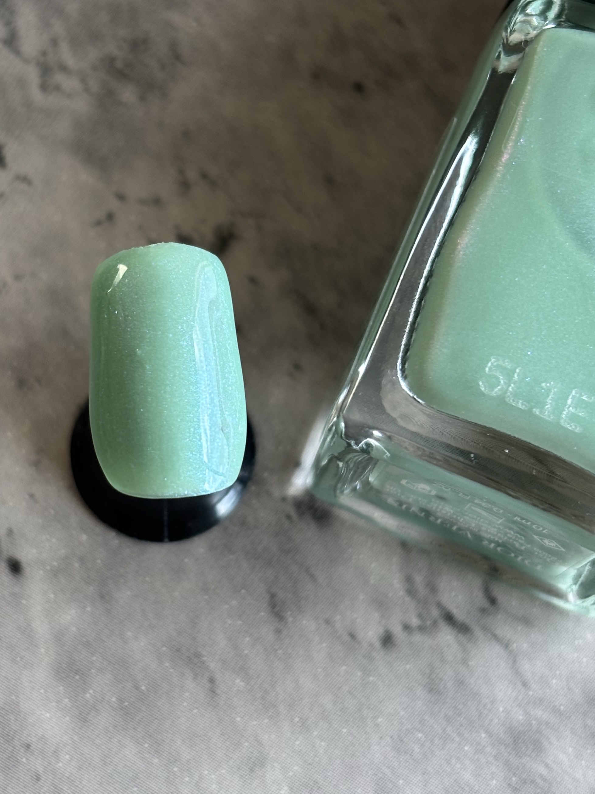 ディオール ヴェルニ/Dior/マニキュアを使ったクチコミ（3枚目）