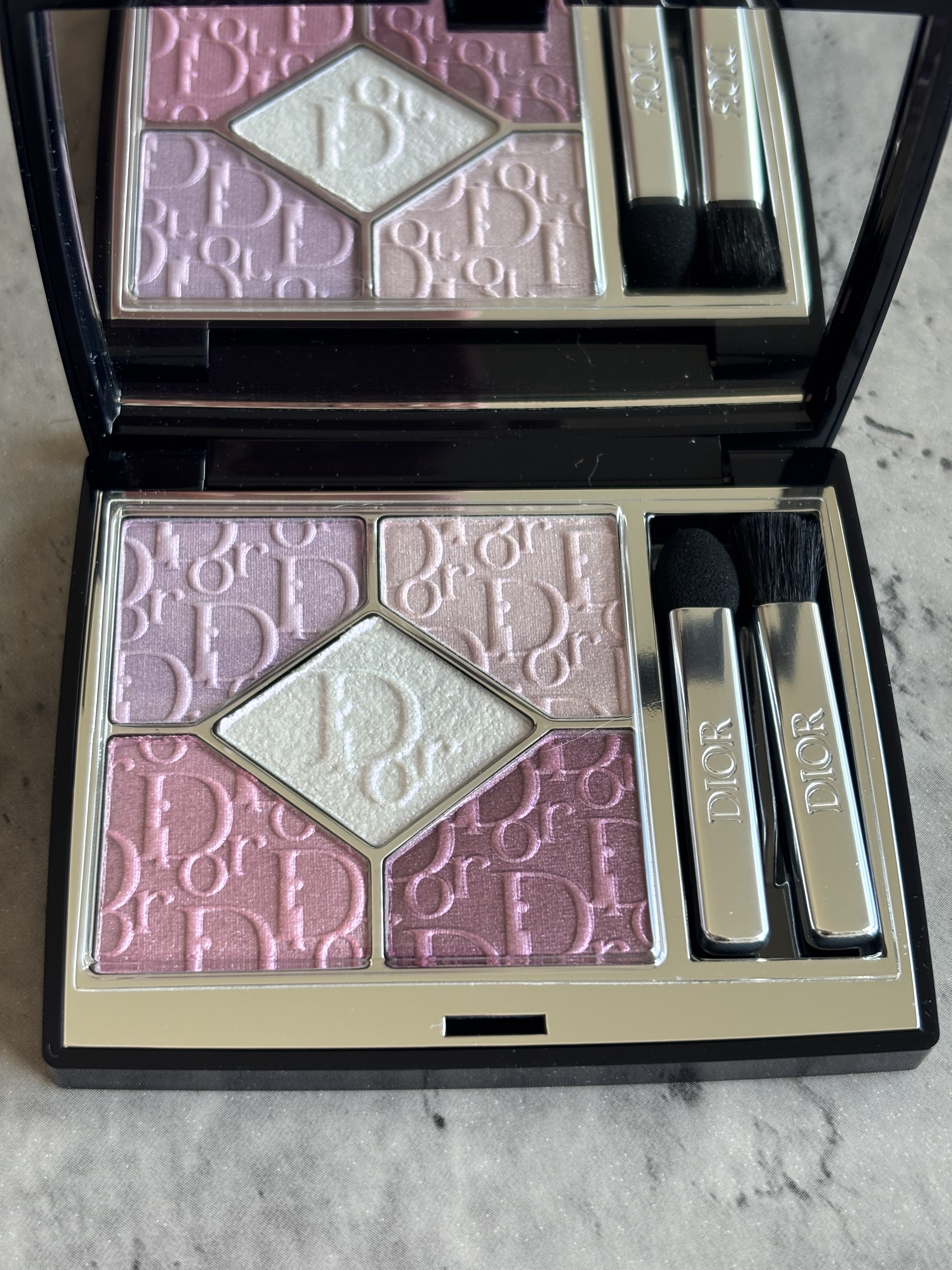 ディオールショウ サンク クルール（スプリング コレクション 2026 限定品）/Dior/アイシャドウを使ったクチコミ（1枚目）