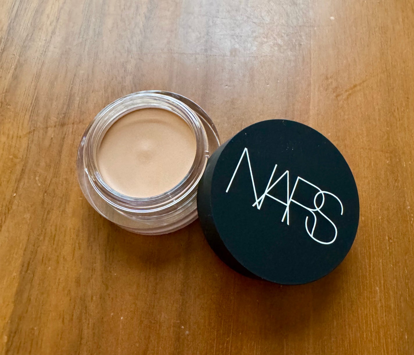ソフトマットコンプリートコンシーラー/NARS/クリームコンシーラーを使ったクチコミ(4枚目)