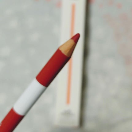 トレ ドゥ エルメス クレヨン レーヴル/エルメス/リップライナーを使ったクチコミ(2枚目)