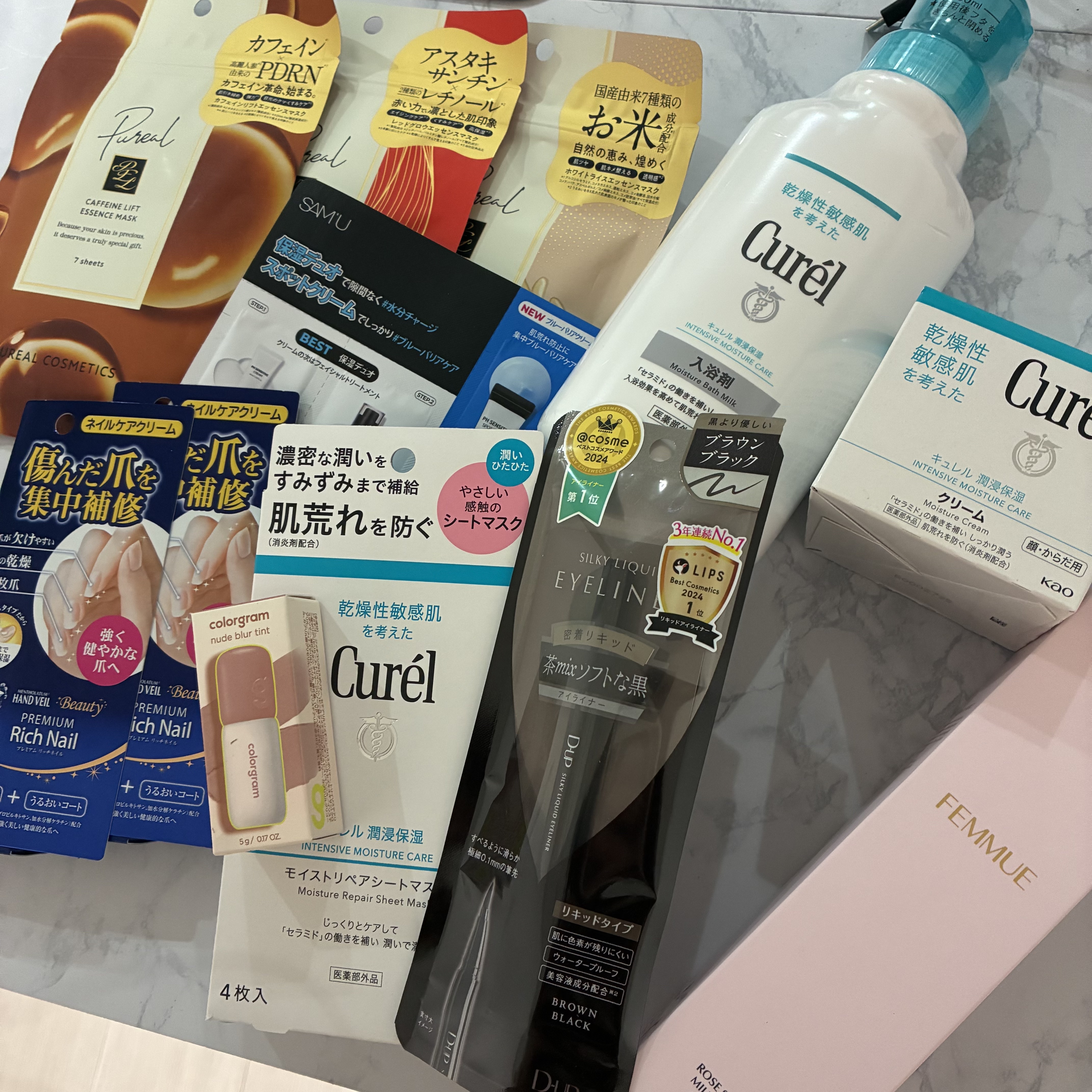 カラーグラム ヌーディーブラーティント 03 ラブリーフィグ/Colorgram/リップティントを使ったクチコミ（1枚目）