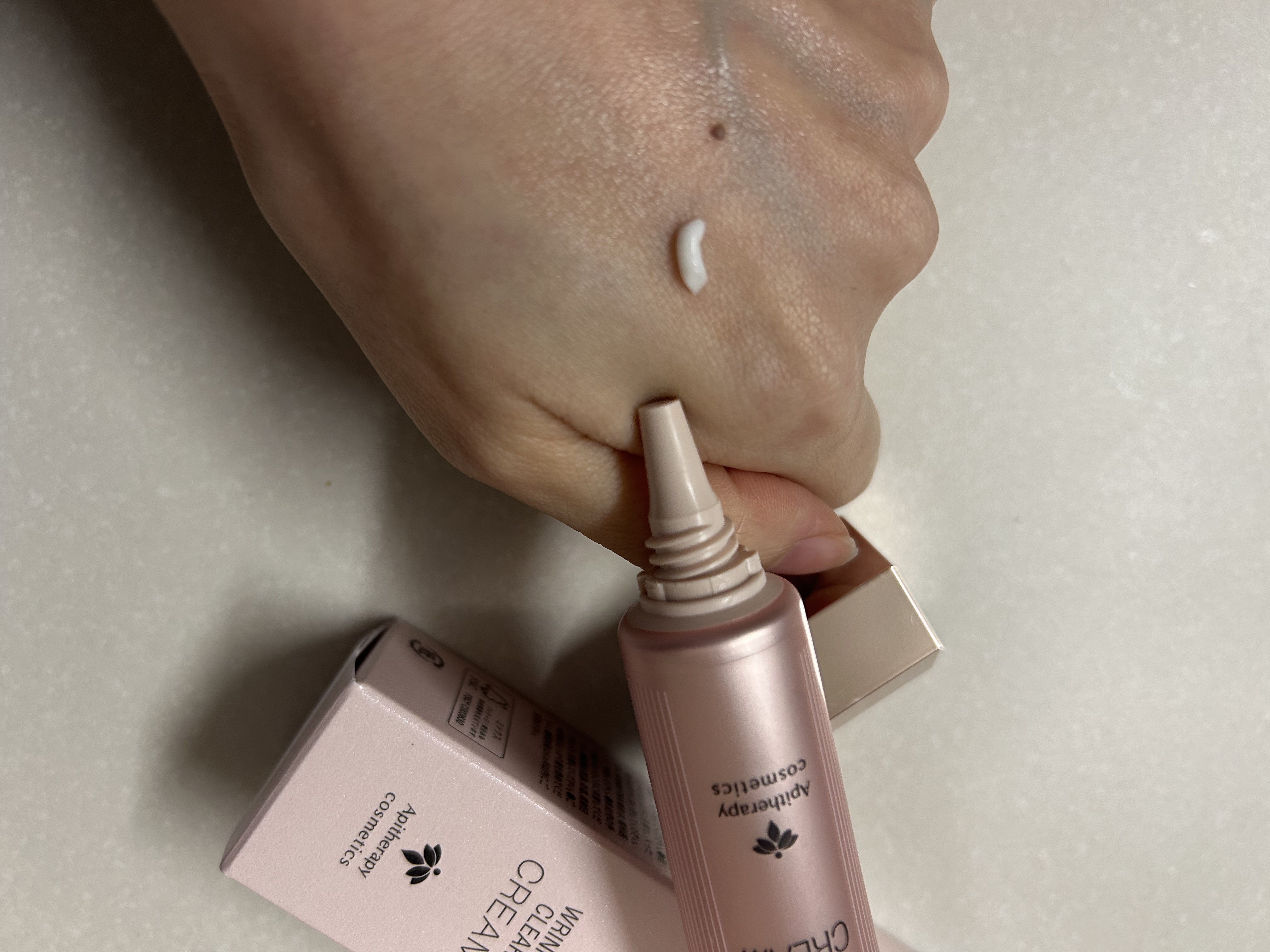 RJ エクセレント 薬用リンクルクリアクリーム/アピセラピーコスメティクス/フェイスクリームを使ったクチコミ（2枚目）