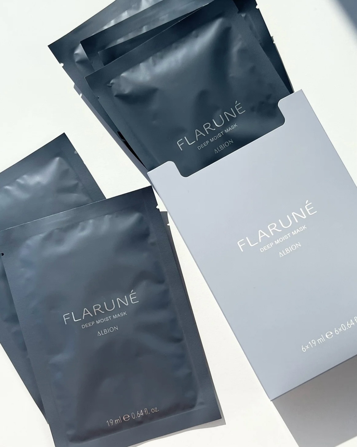 【#アルビオン】 #渡辺翔太 さんプロデュース・“夜の癒しタイム”がコンセプトのナイトマスクが限定登場🌙✨ 1/23発売🩶

アルビオン フラルネから、フラルネアンバサダー・渡辺翔太さんコラボ第三弾が発売👏

今回のアイテムは、“夜の