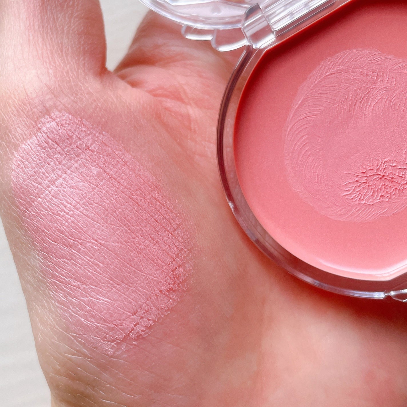 クリームチーク/キャンメイク/ジェル・クリームチークを使ったクチコミ(4枚目)