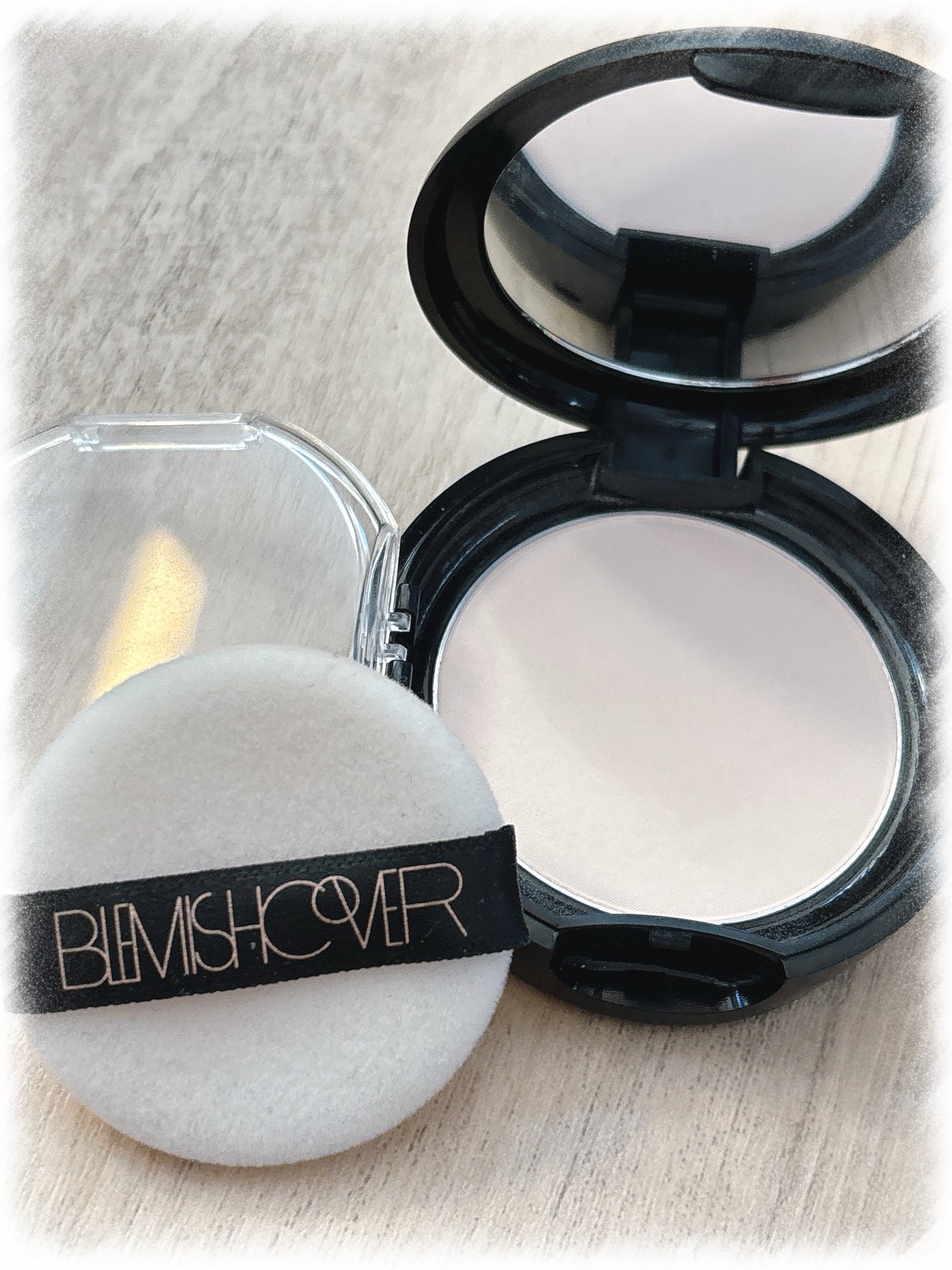 ブレミッシュカバーブラーパクト/ハンスキン/プレストパウダーを使ったクチコミ(2枚目)