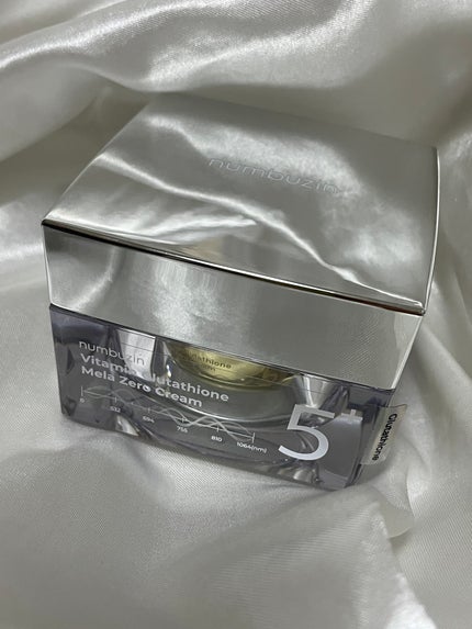 5番 白玉グルタチオンCメラゼロクリーム/numbuzin/フェイスクリームを使ったクチコミ(2枚目)