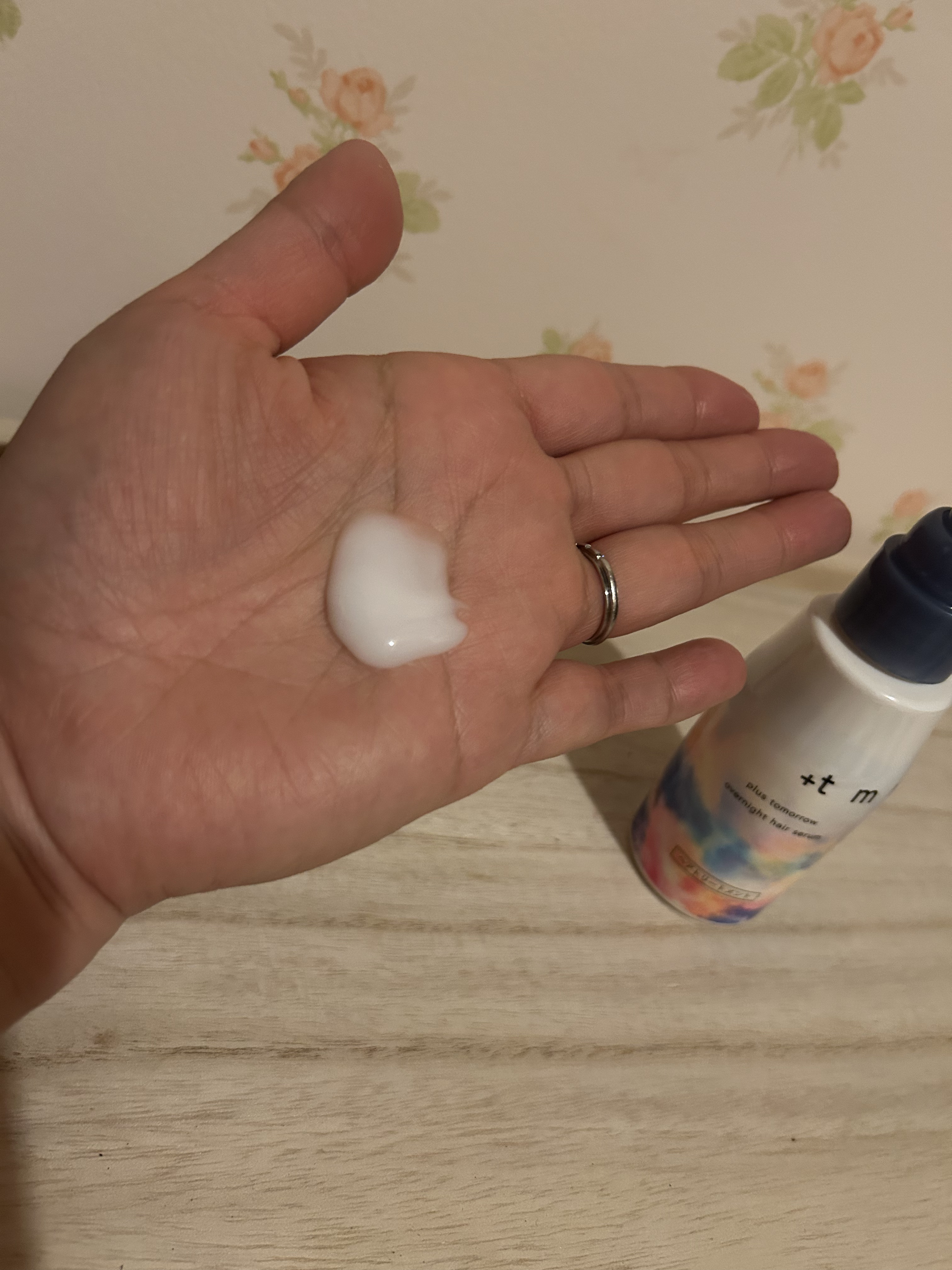 オーバーナイト ヘアセラム/＋ｔｍｒ/ヘアオイルを使ったクチコミ（3枚目）