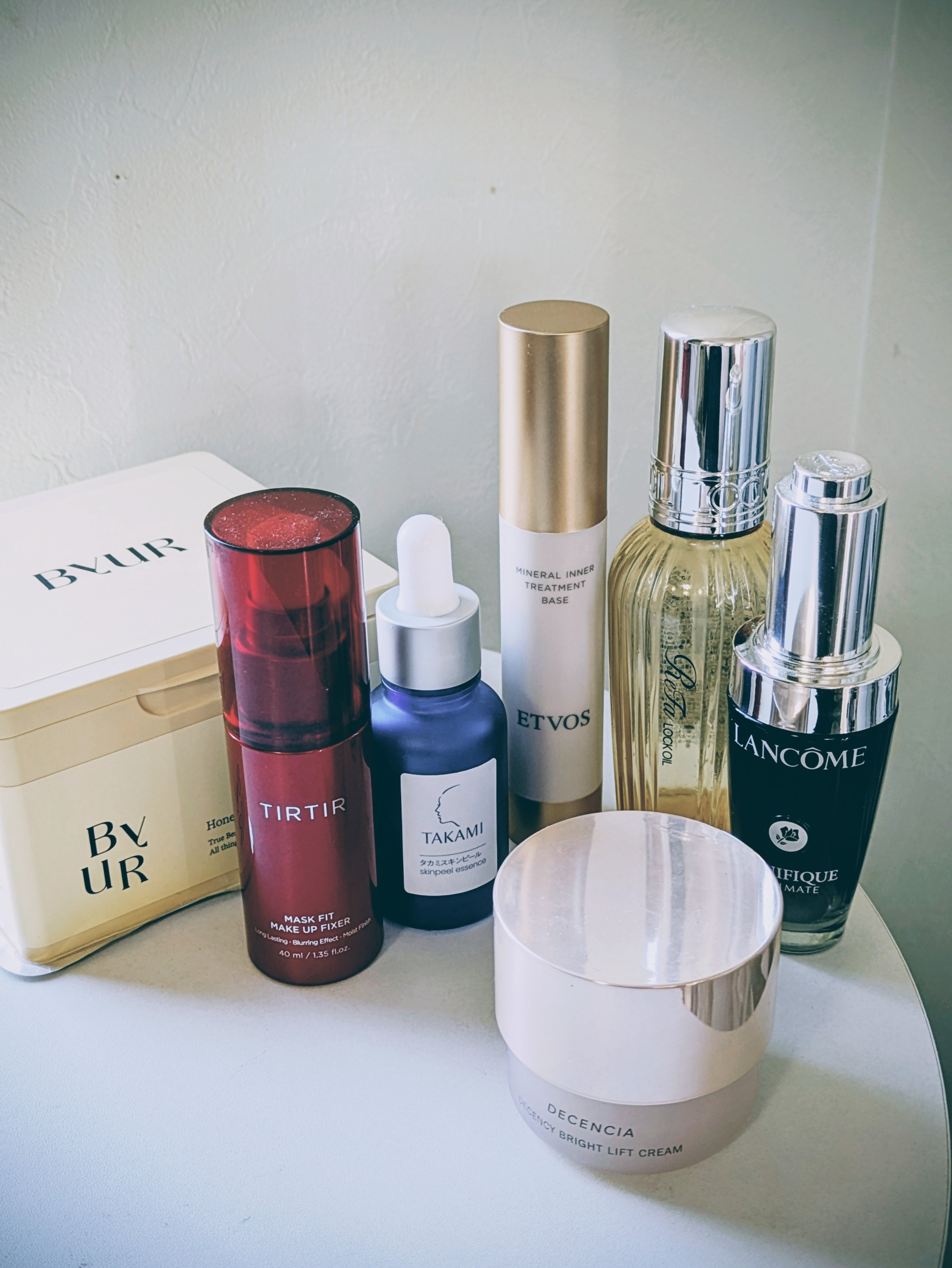 使い切りコスメ

ByUR
バイユア プランプハニー デイリーアクアセラムマスク

TIRTIR
マスクフィット メイクアップフィクサー

タカミ
タカミスキンピール

エトヴォス
ミネラルインナートリートメントベース

ReFa
リファ 