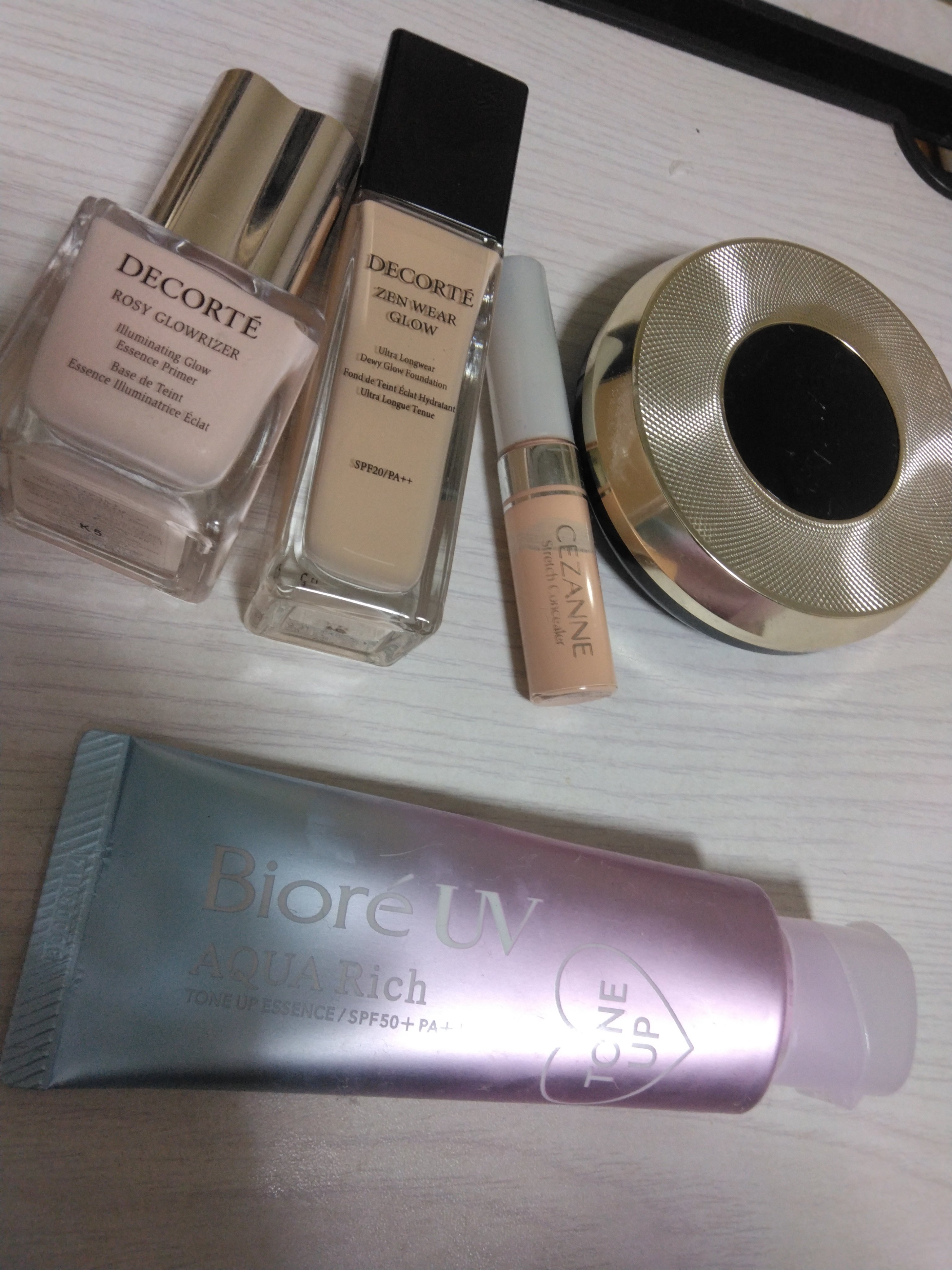 エクシア セレスティアル ヴェール/ALBION/プレストパウダーを使ったクチコミ（1枚目）