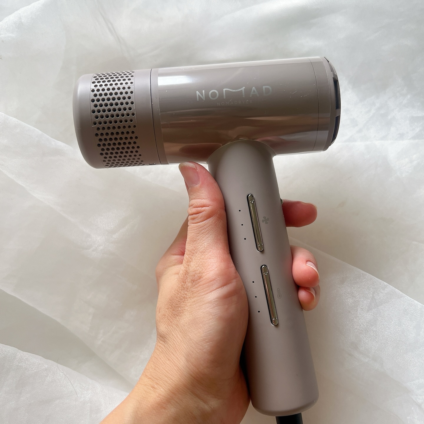ノマドライヤー/クレイツ/ドライヤーを使ったクチコミ（3枚目）