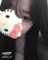 りな on LIPS 「ほんとはこのままのアイコンがいいんだけど変えたい気持ちもあって..」(5枚目)