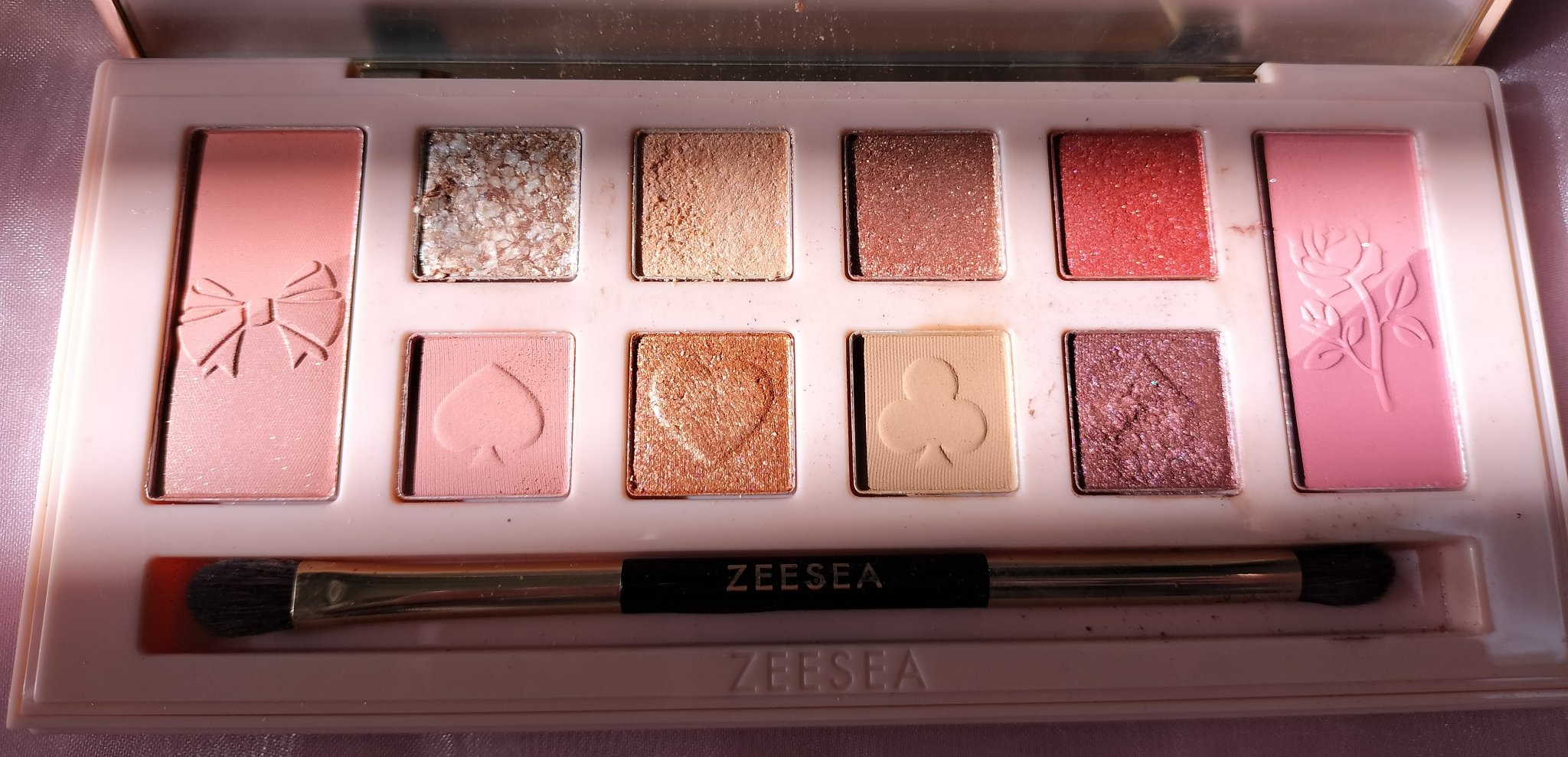 ZEESEA「ファンタジーパーク」12色アイシャドウパレット/ZEESEA/アイシャドウパレットを使ったクチコミ（2枚目）