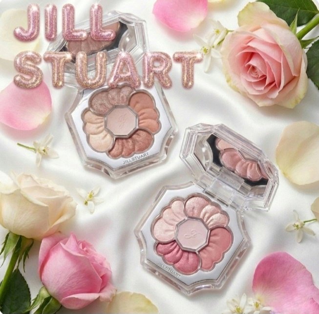 ジルスチュアート　ドレスドブルーム アイズ/JILL STUART/アイシャドウパレットを使ったクチコミ（1枚目）
