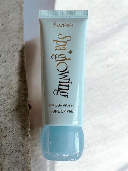 スパグロウUVトーンアップベース/fwee/化粧下地を使ったクチコミ(3枚目)
