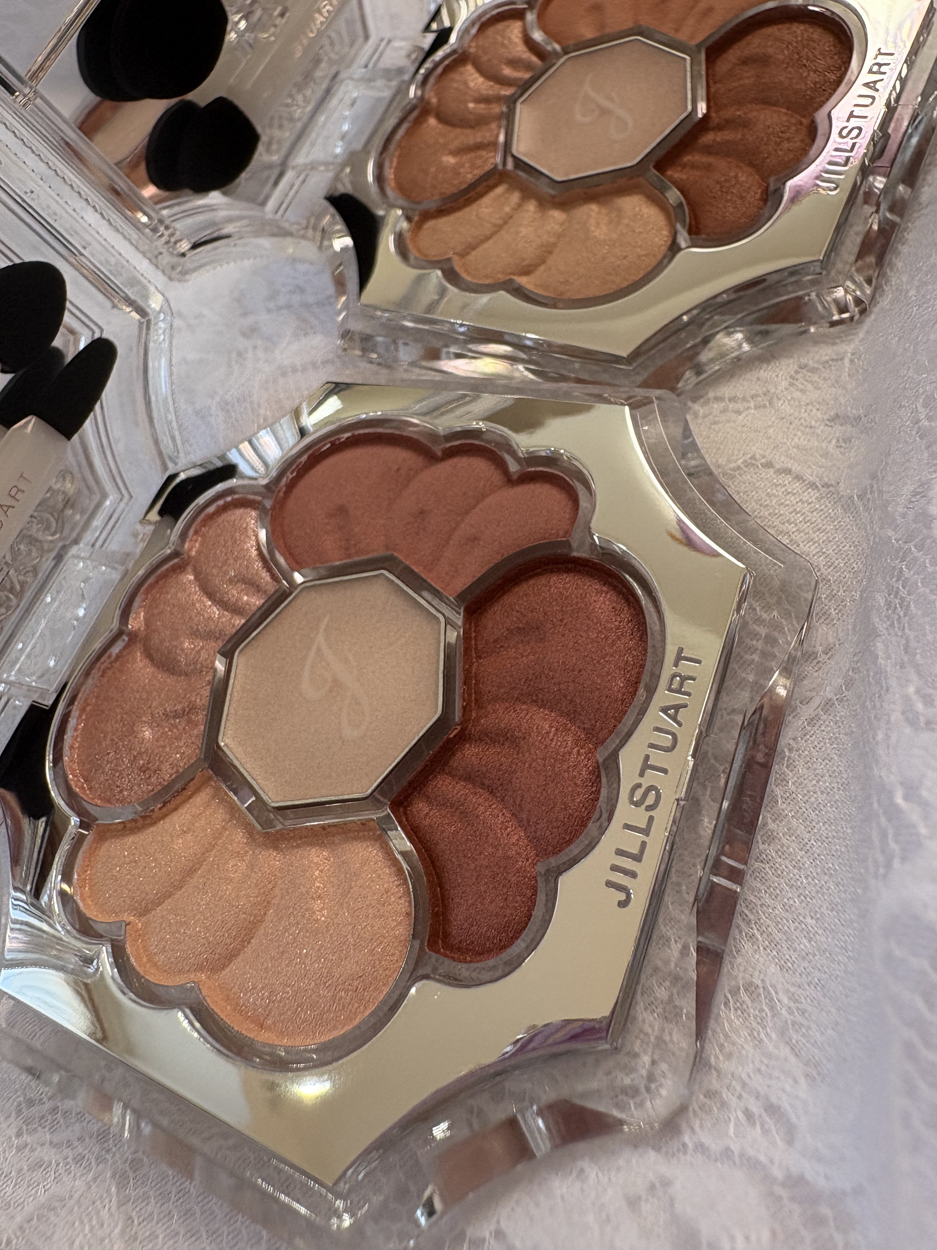 ジルスチュアート　ドレスドブルーム アイズ/JILL STUART/アイシャドウパレットを使ったクチコミ（3枚目）