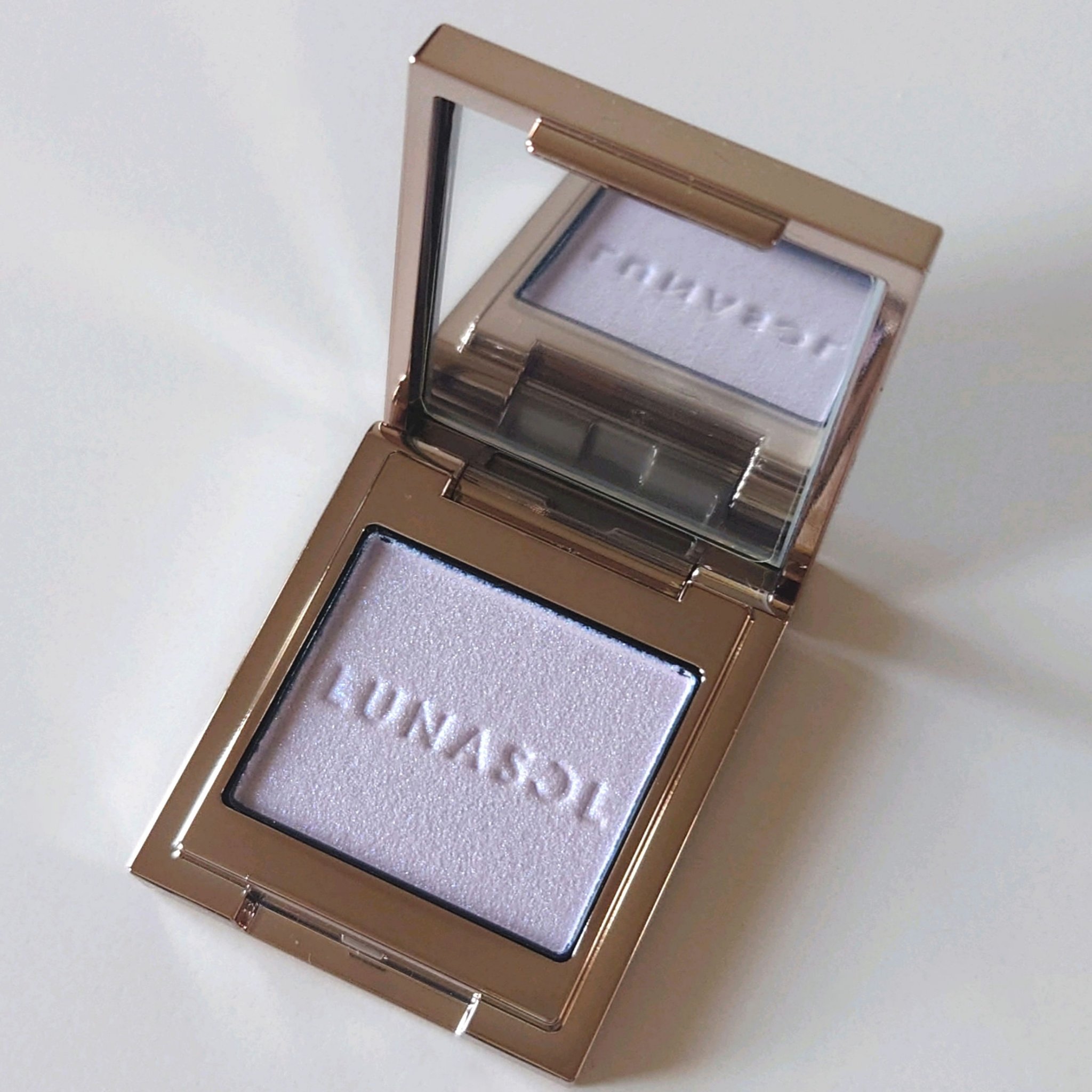 ルナソル モノアイカラーレーション/LUNASOL/単色アイシャドウを使ったクチコミ（1枚目）