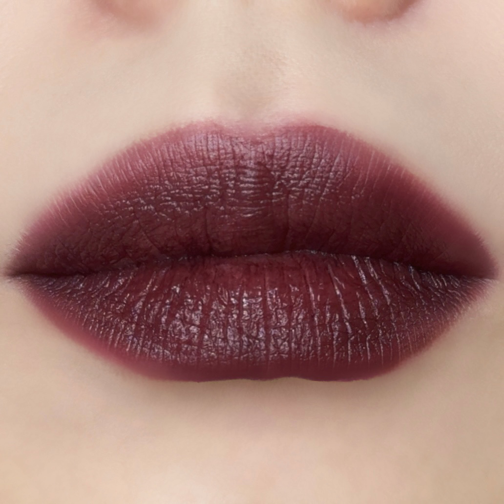 ルージュ アリュール ヴェルヴェット/CHANEL/口紅を使ったクチコミ（2枚目）