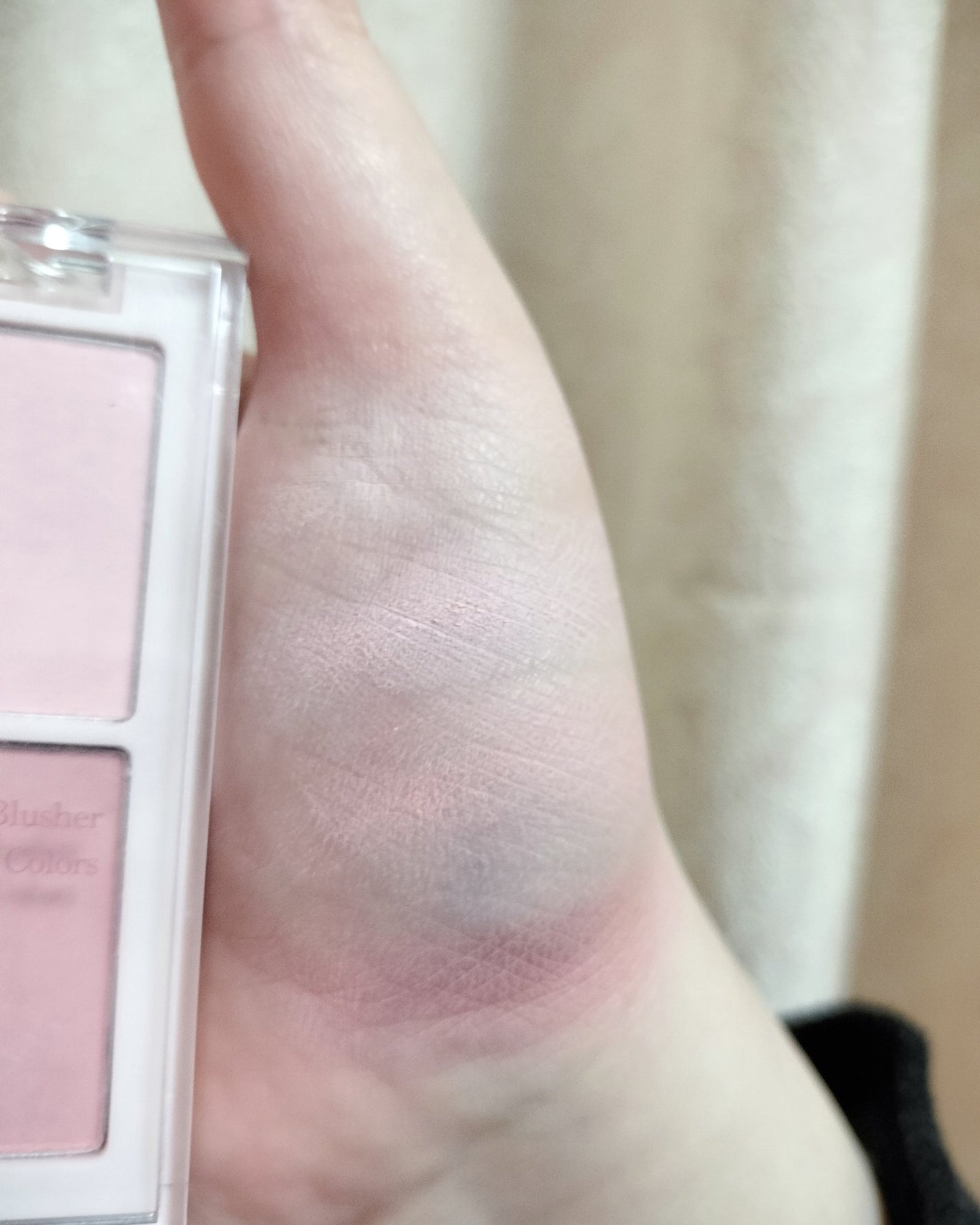 ブレンディングムードチーク/dasique/パウダーチークを使ったクチコミ(3枚目)