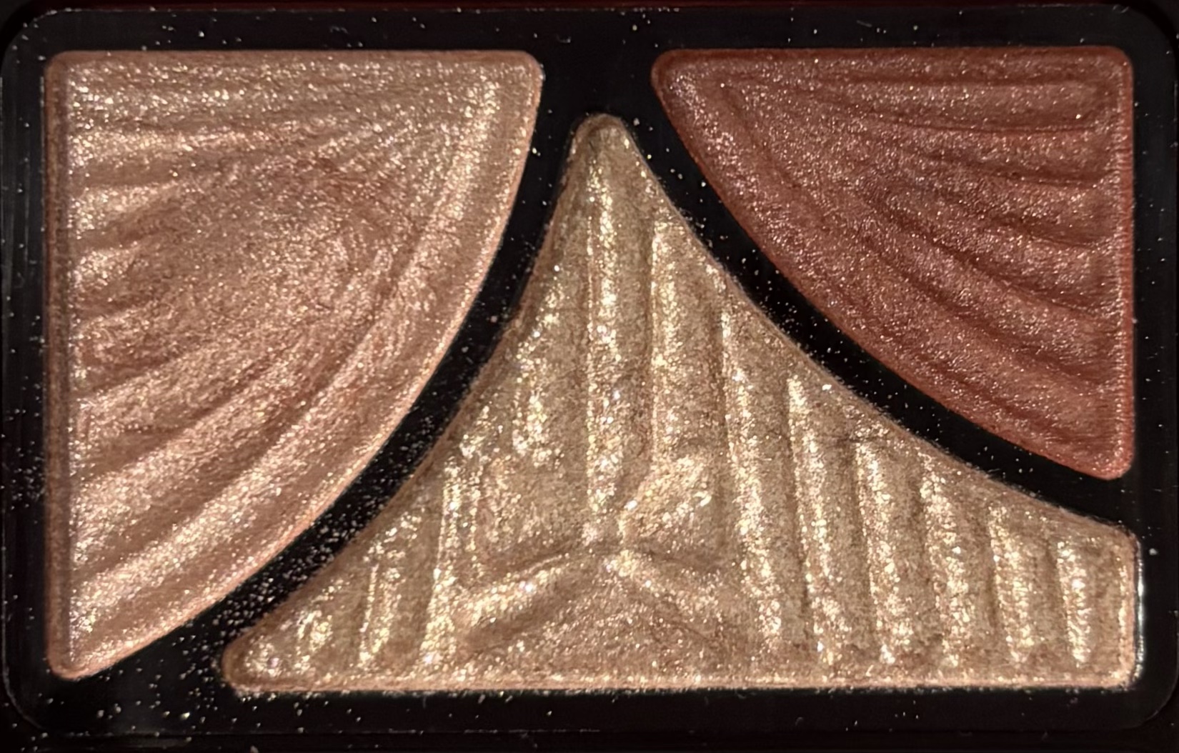 ジューシーピュアアイズ/キャンメイク/アイシャドウパレットを使ったクチコミ（3枚目）