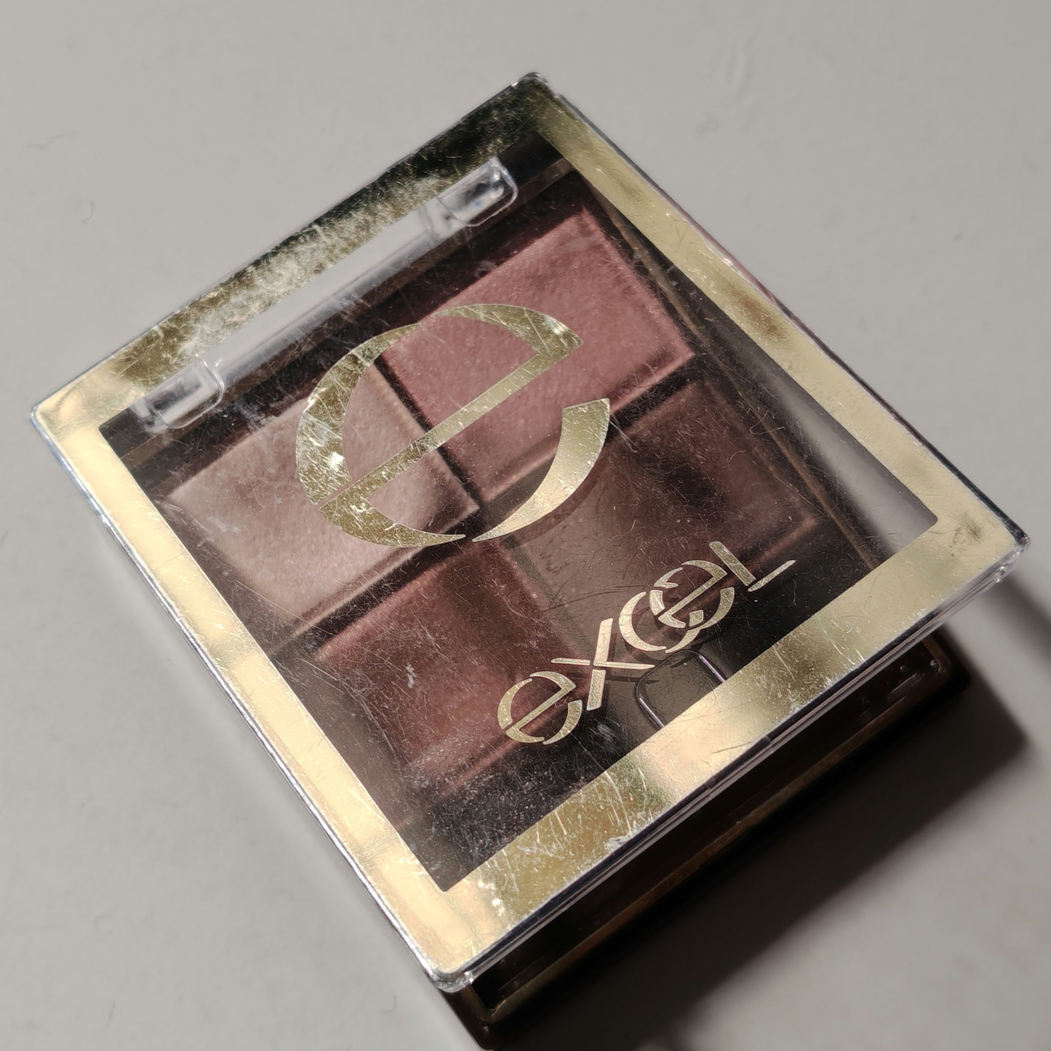 スキニーリッチシャドウ/excel/アイシャドウパレットを使ったクチコミ（3枚目）