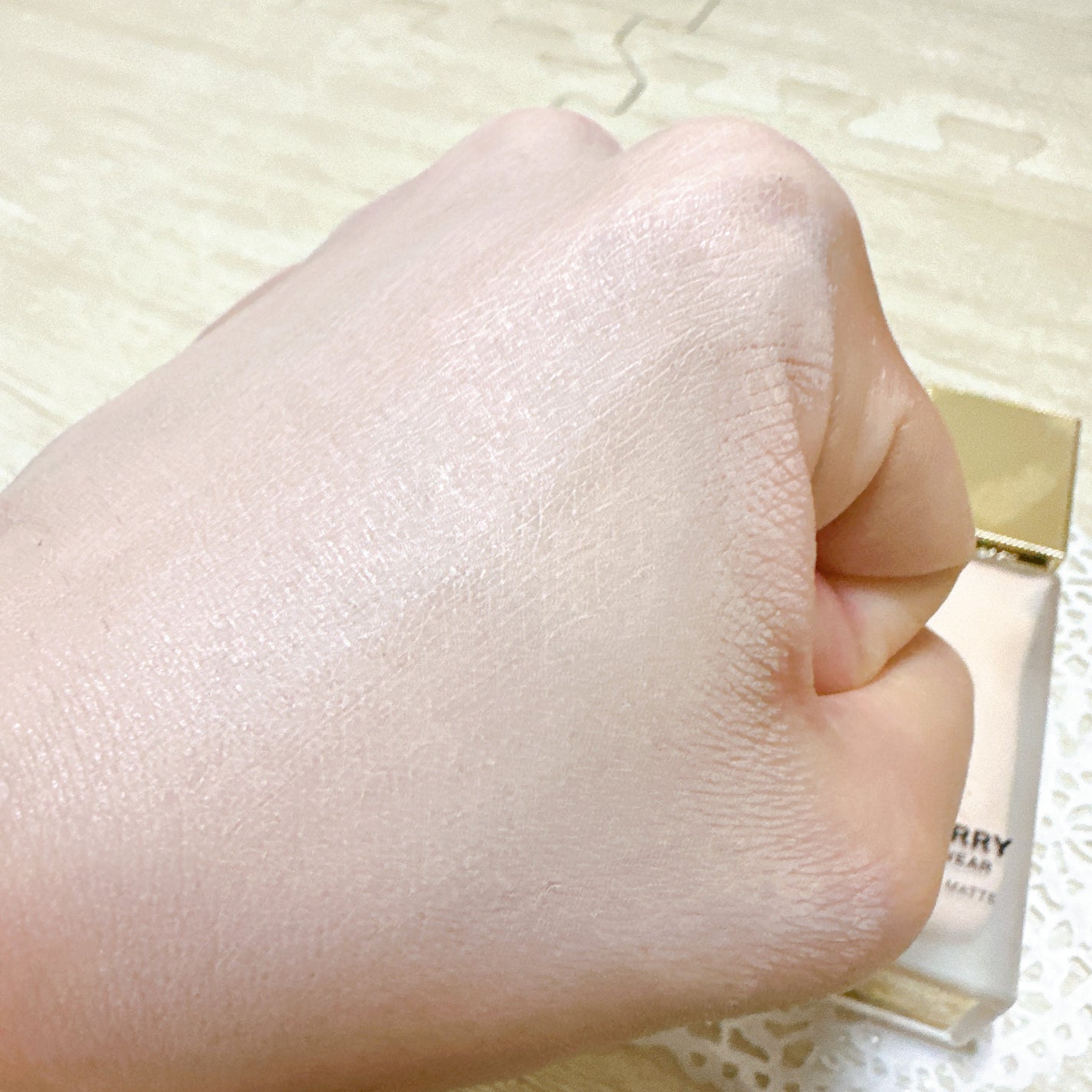 バーバリー ビヨンド ウェア パーフェクティング マット/Burberry Beauty/リキッドファンデーションを使ったクチコミ(6枚目)