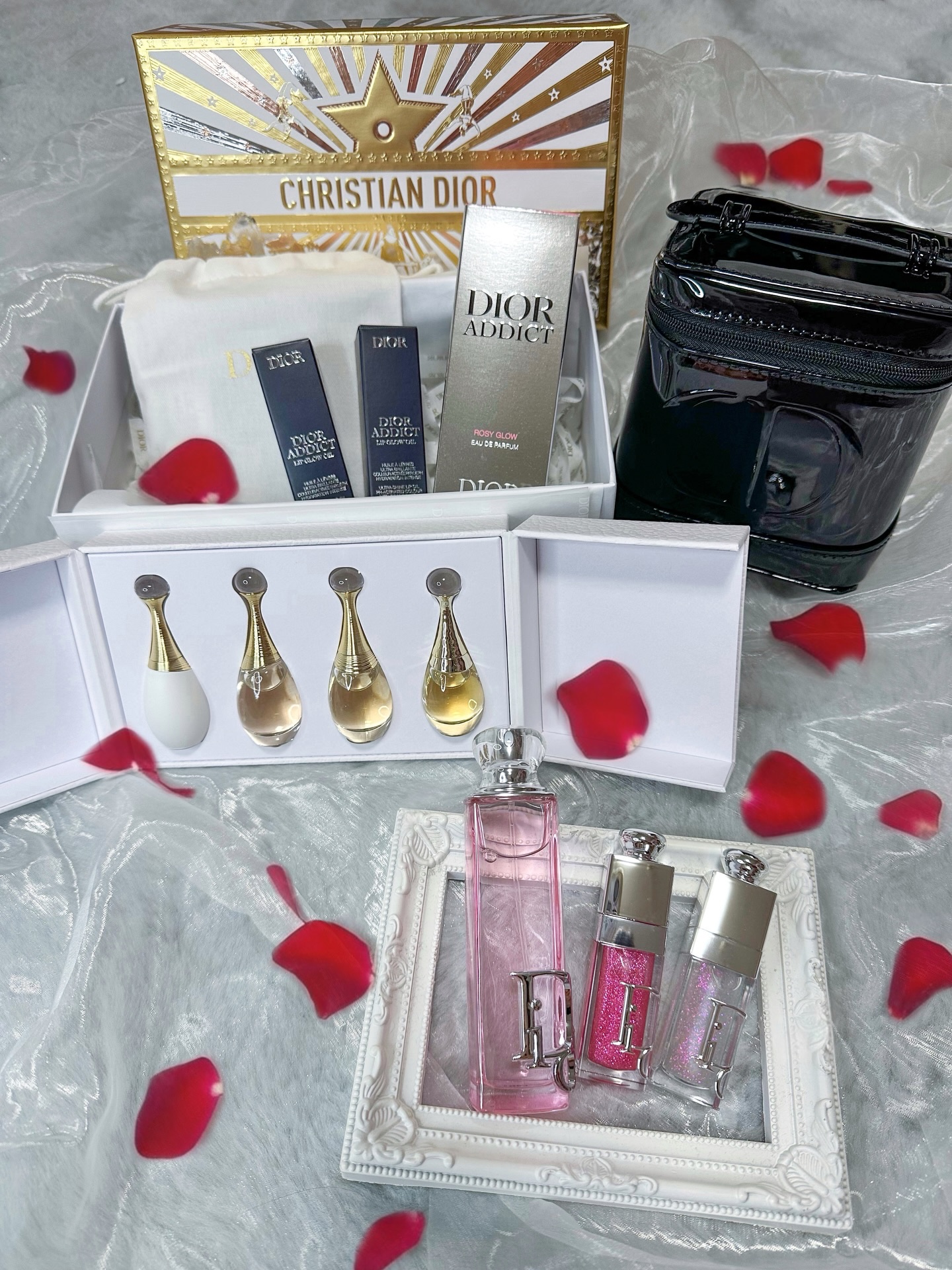 𝐃𝐈𝐎𝐑 🤍💎✨️

♥Diorアディクトリップグロウオイル 072
♥Diorアディクトリップグロウオイル085
♥Diorアディクトロージーグロウオードパルファン
♥Diorオリジナルポーチ
♥CRYSTAL会員バースデーギ