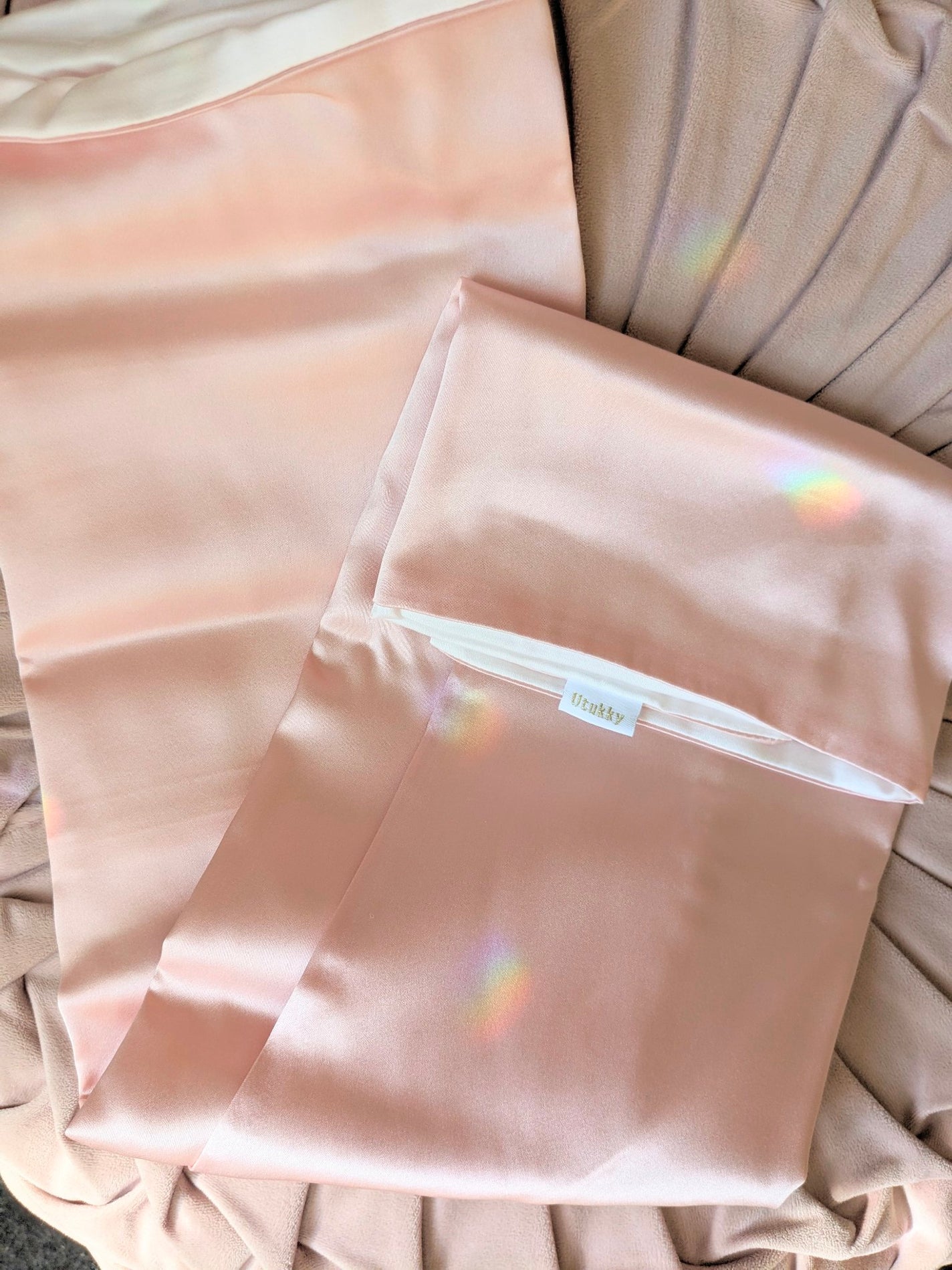 シルク枕カバー/Utukky/ヘアケアグッズを使ったクチコミ(3枚目)