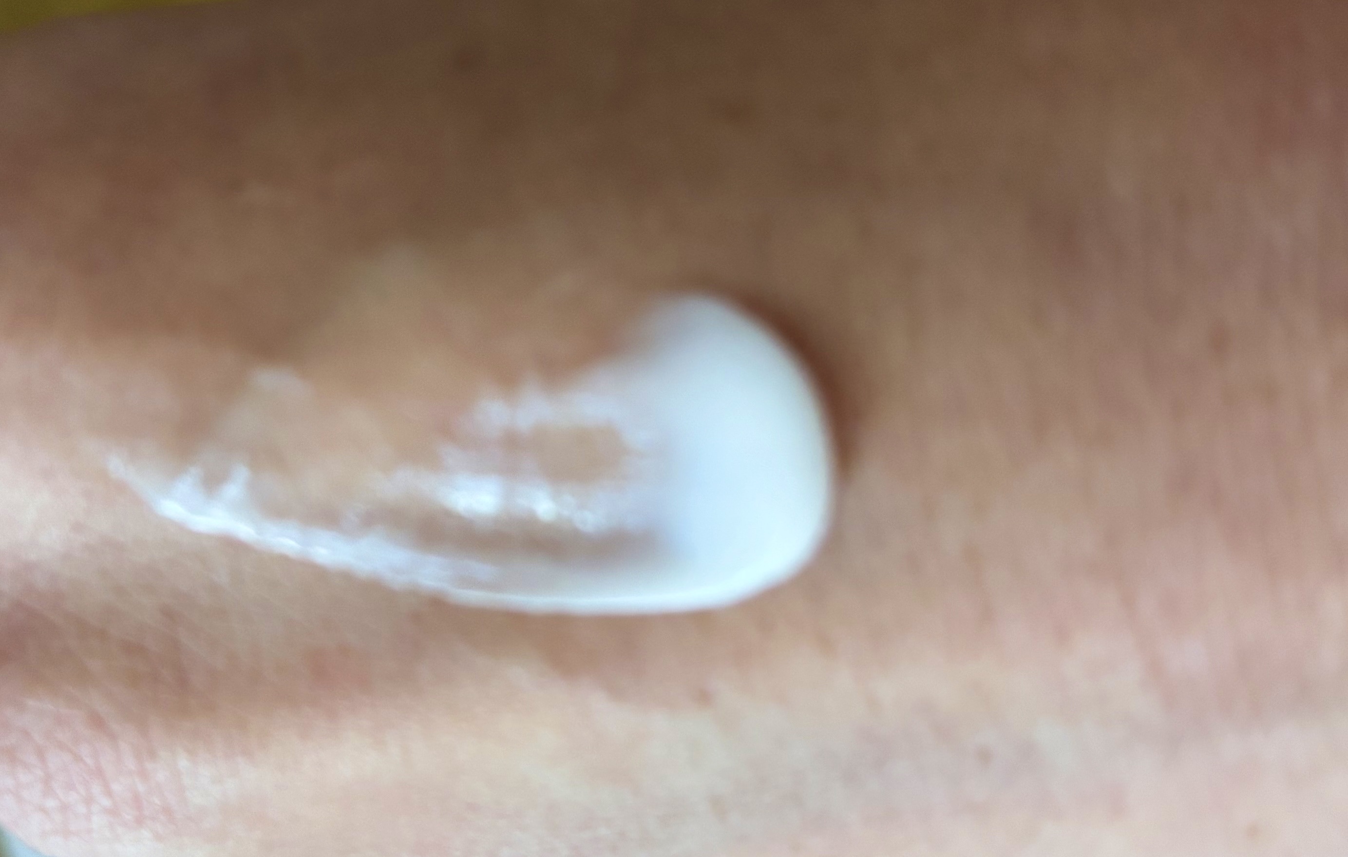 アンドハニー　メルティモイスト ハンドクリーム/&honey/ハンドクリームを使ったクチコミ（3枚目）