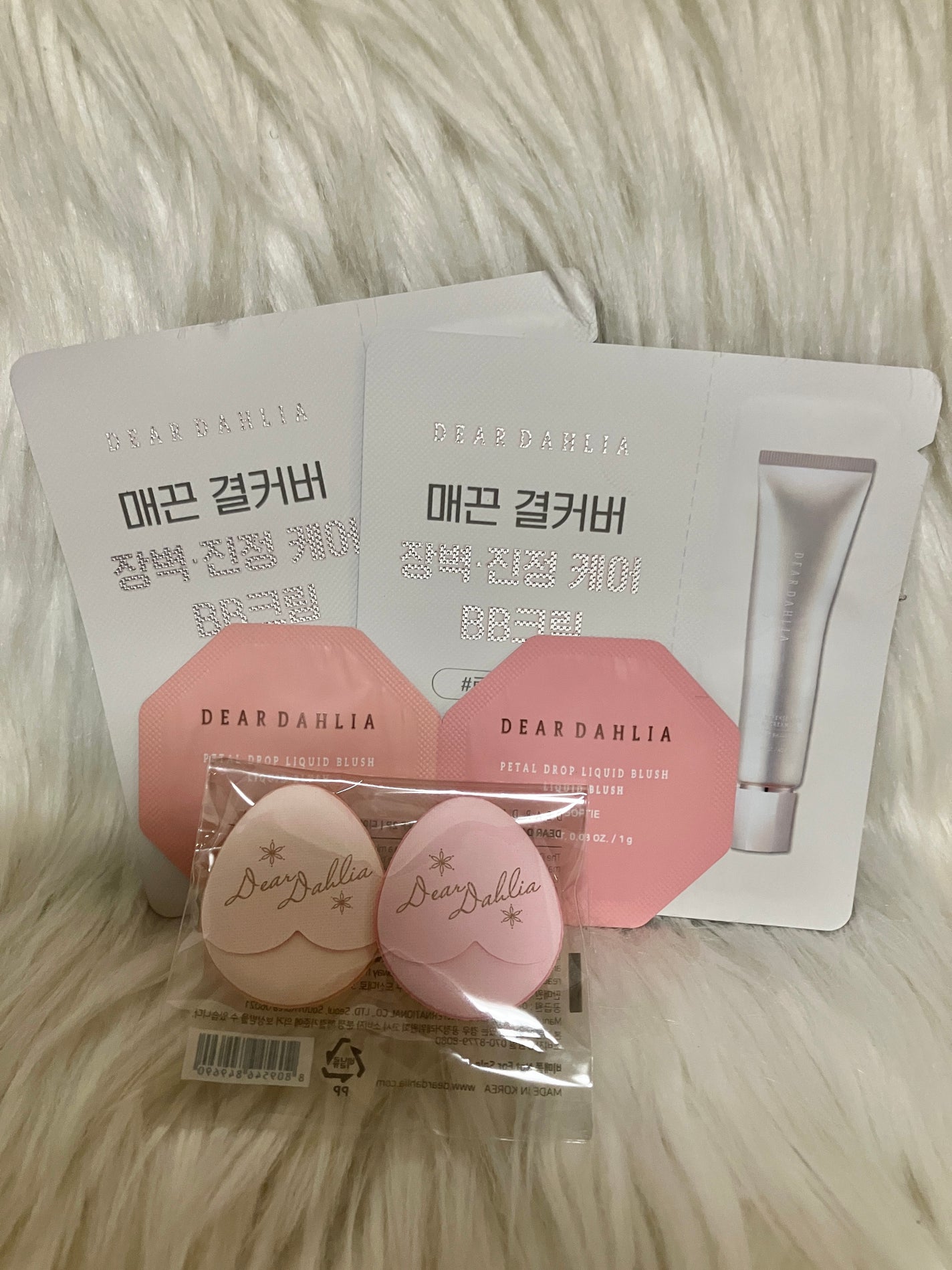 ペタルドロップリキッドブラッシャー/DEAR DAHLIA/リキッドチークを使ったクチコミ(3枚目)
