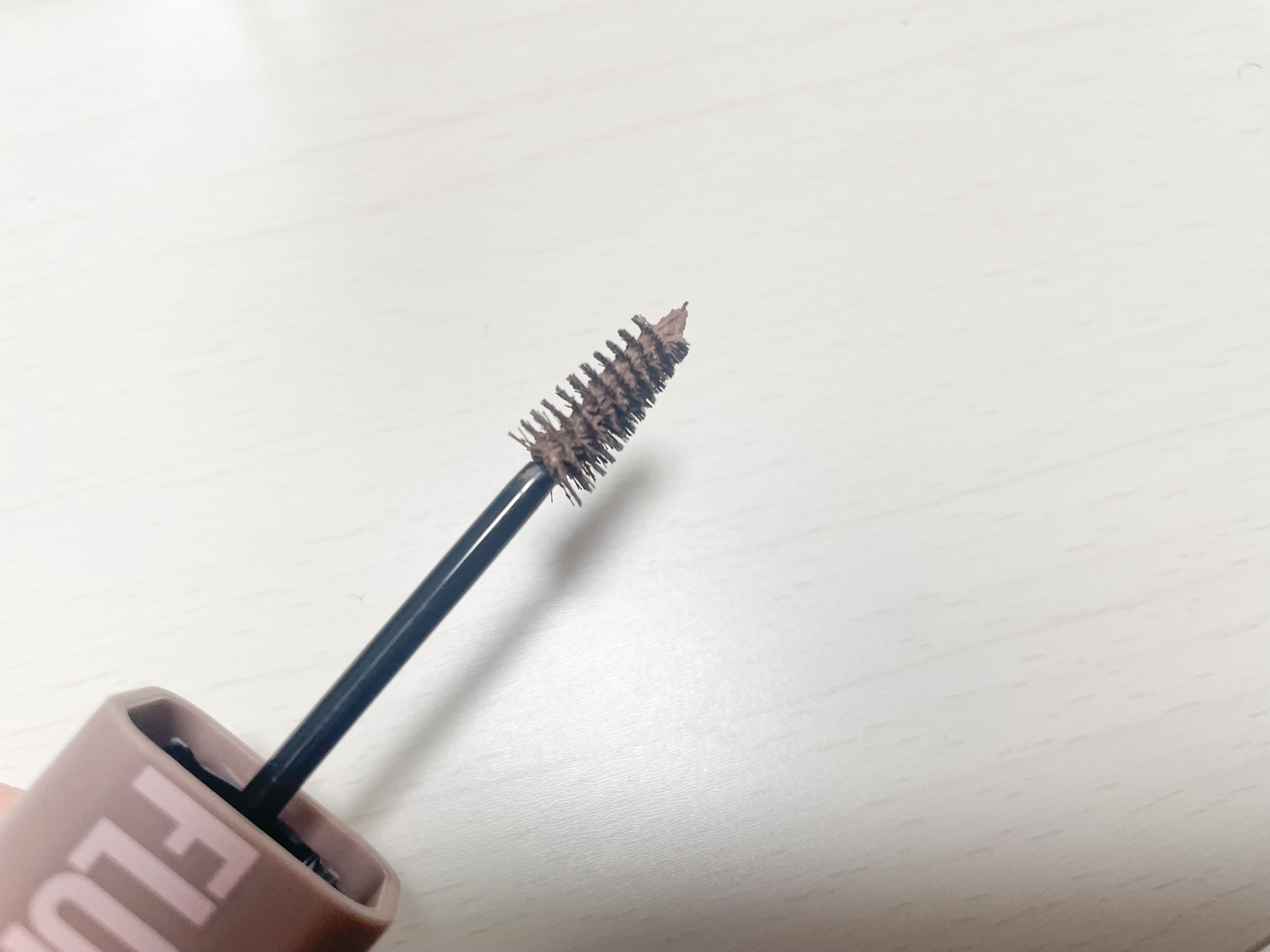 ＳＰ フラッフ ブロウ ムース/MAYBELLINE NEW YORK/眉マスカラを使ったクチコミ（2枚目）