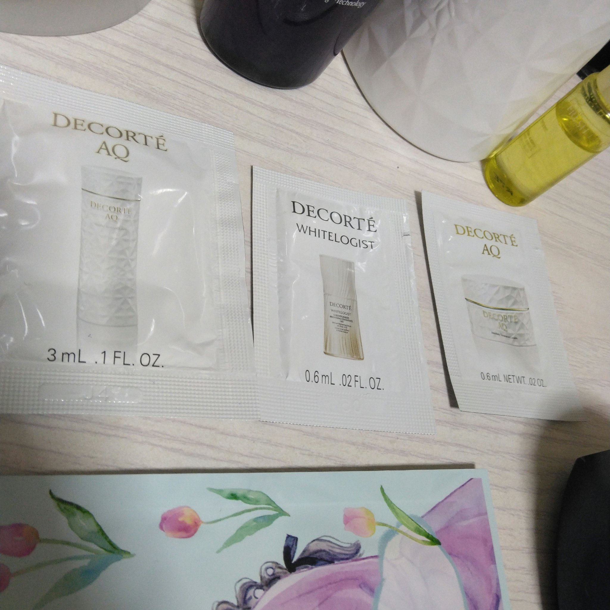 コスメデコルテ　ホワイトロジスト　クロノジェネシス　ブライトニング コンセントレイト １．８Ｘ【医薬部外品】＜美白美容液＞/DECORTÉ/美容液を使ったクチコミ（2枚目）