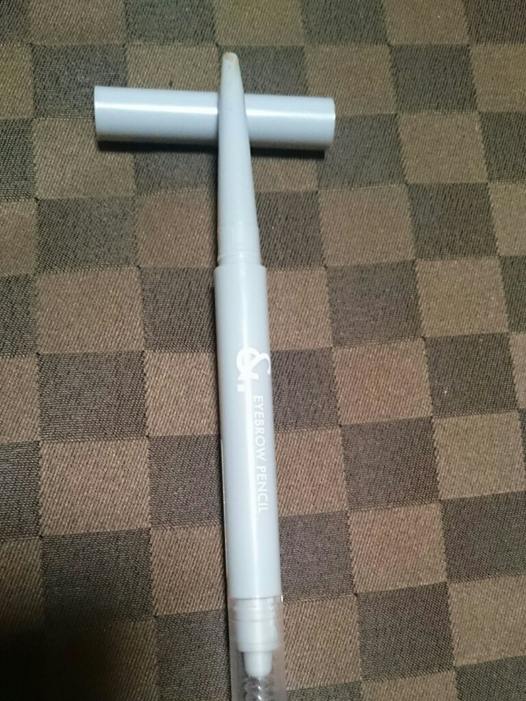 DAISO ＆.アイブロウペンシル丸芯のクチコミ「❇DAISO❇
❇＆.アイブロウペンシル丸芯❇
❇ライトブラウン❇
使いきりました✌
ダイソー.....」（2枚目）