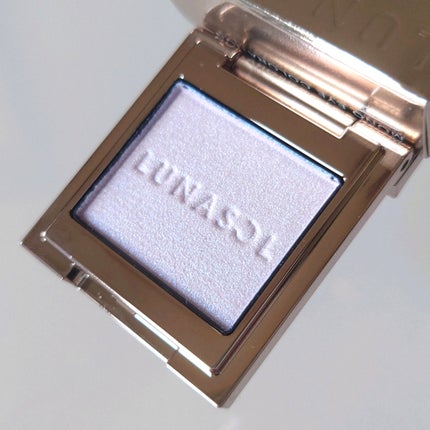 ルナソル モノアイカラーレーション/LUNASOL/単色アイシャドウを使ったクチコミ(4枚目)