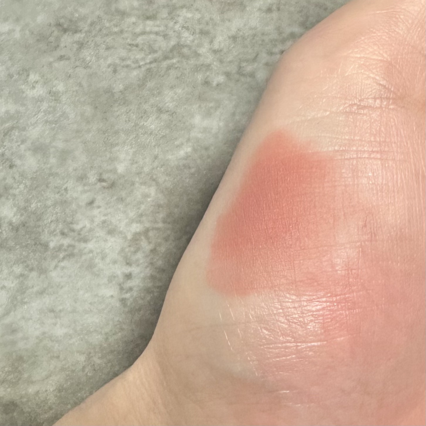 スウェイリップベルベット/too cool for school/リップティントを使ったクチコミ（3枚目）