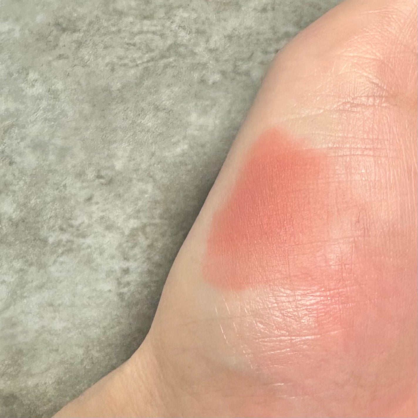 スウェイリップベルベット/too cool for school/リップティントを使ったクチコミ(3枚目)