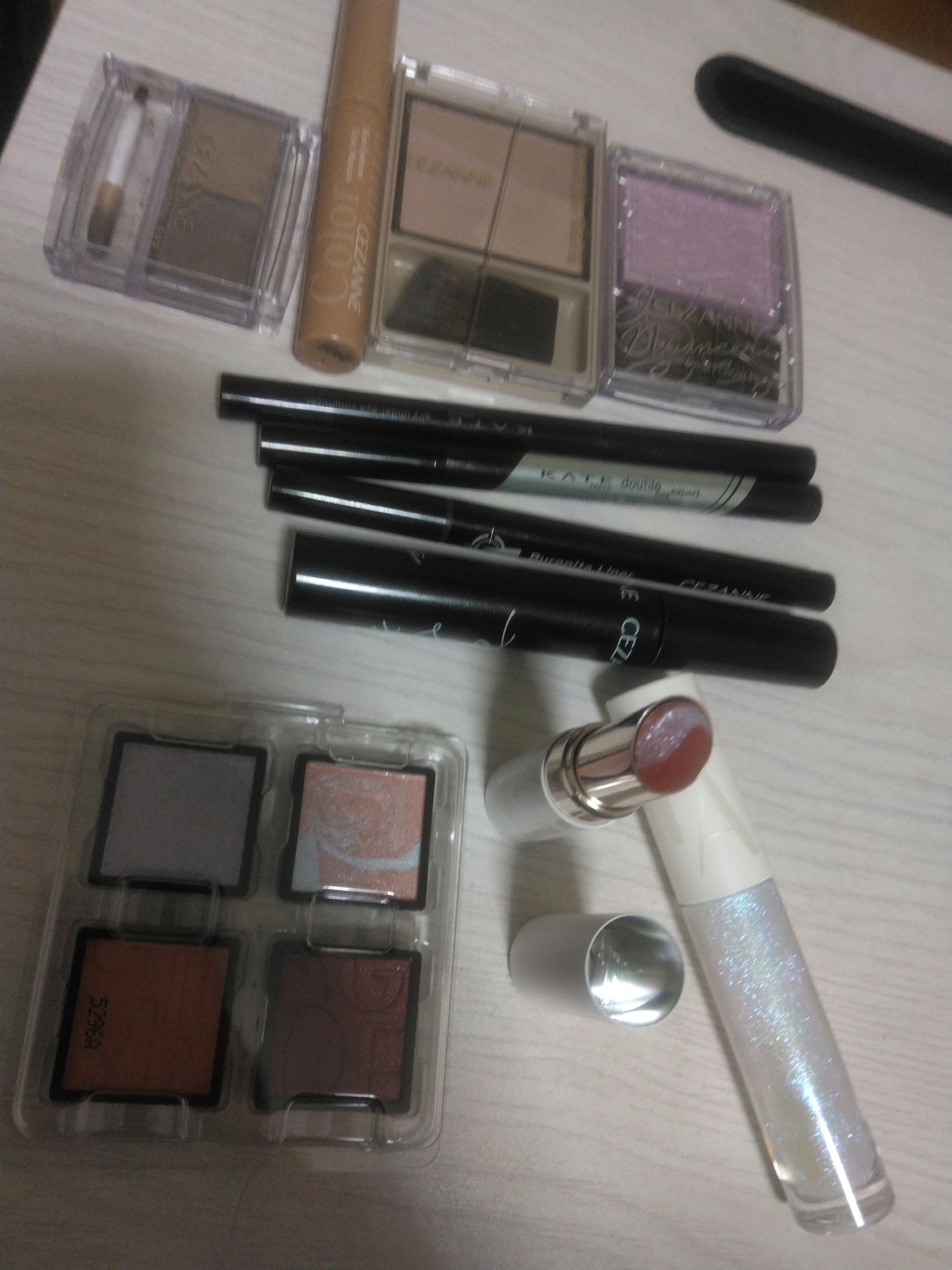 Bloom Collection ドラマティックエッセンスルージュ（限定カラー） BR520 ブラウンマーブル/マキアージュ/口紅を使ったクチコミ（1枚目）