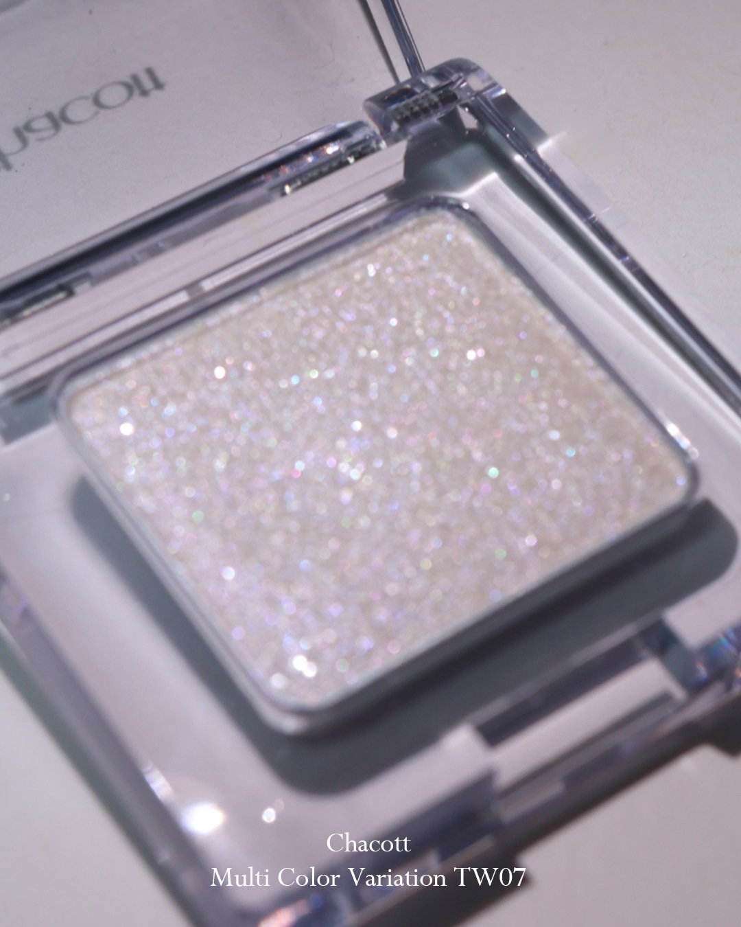 マルチカラーバリエーション トゥインクル/チャコット・コスメティクス/単色アイシャドウを使ったクチコミ（2枚目）