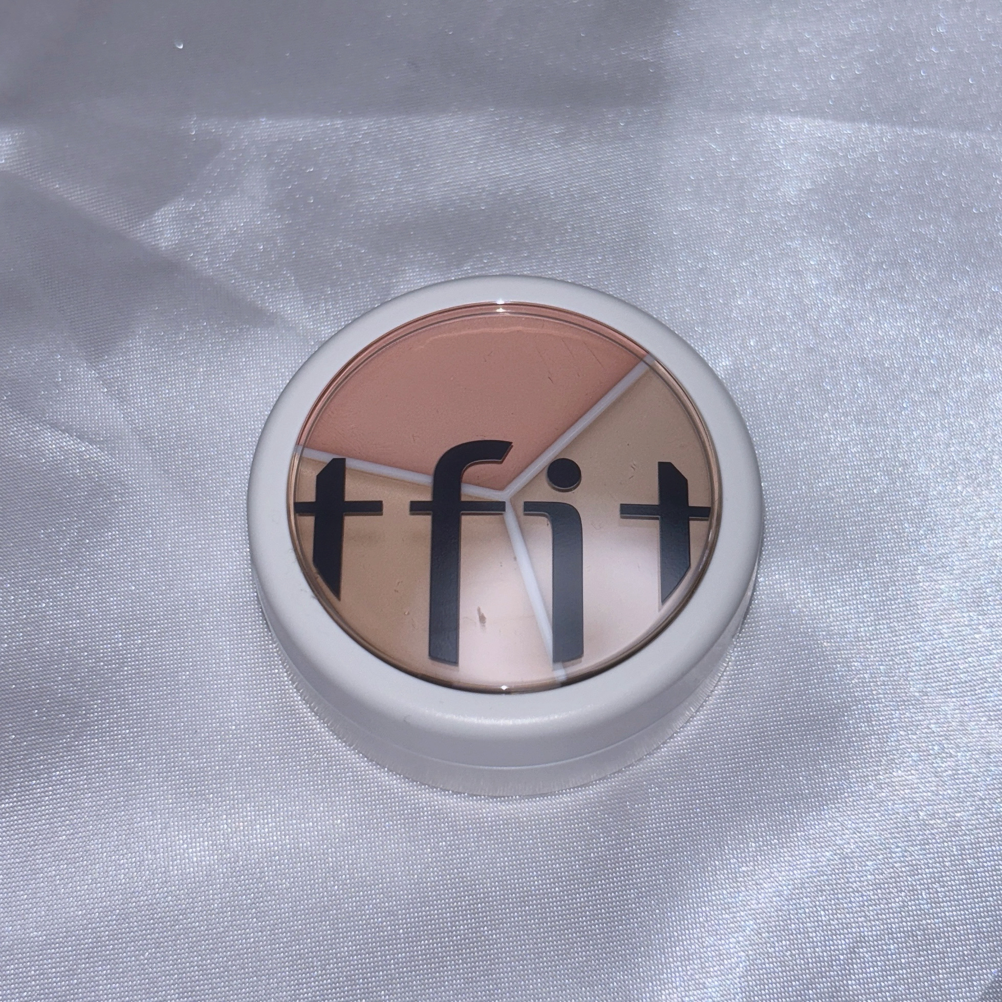 カバーアッププロコンシーラー/TFIT/パレットコンシーラーを使ったクチコミ（3枚目）