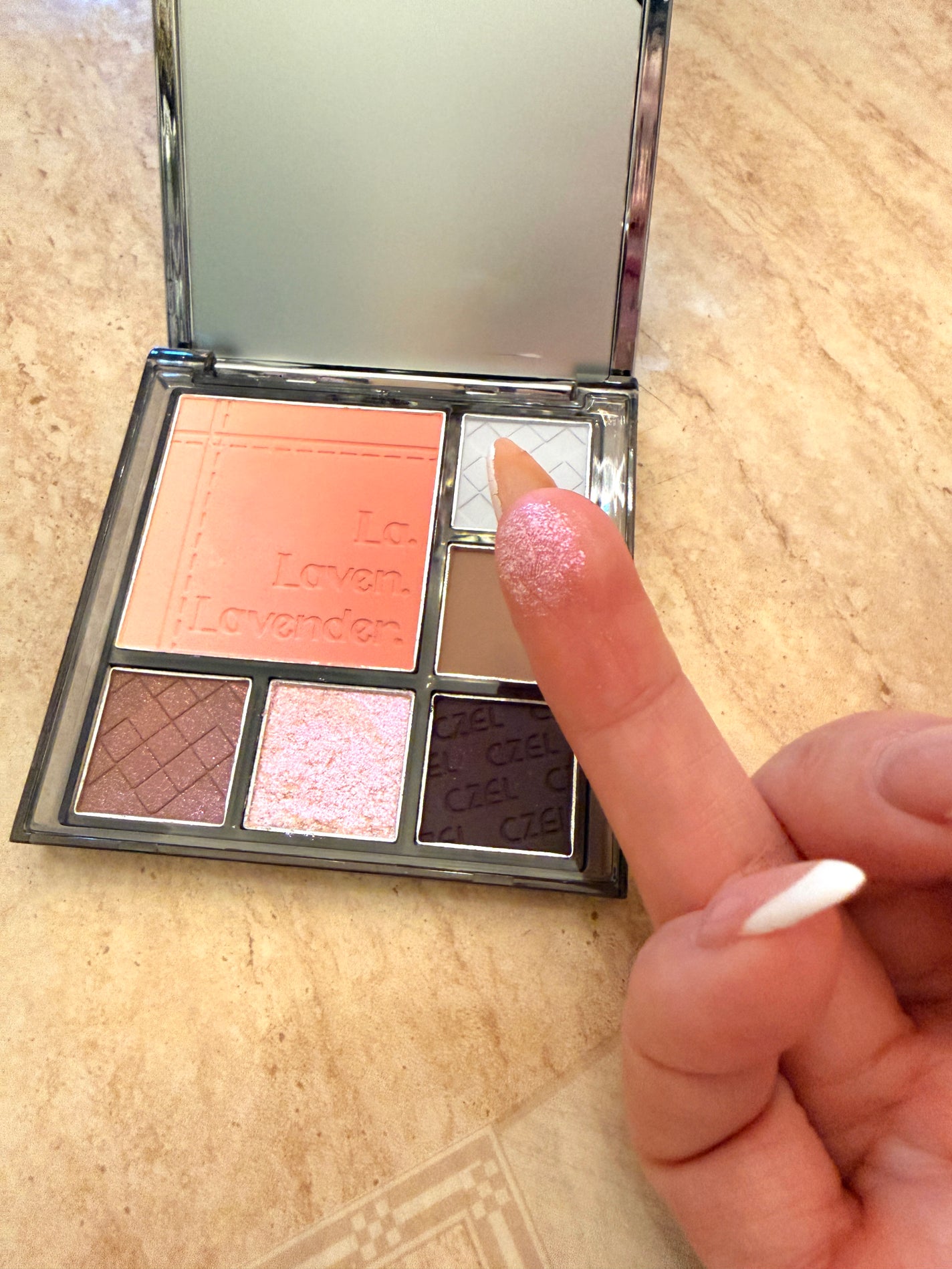 フルメイクアイシャドウパレット/CZEL/アイシャドウパレットを使ったクチコミ(4枚目)