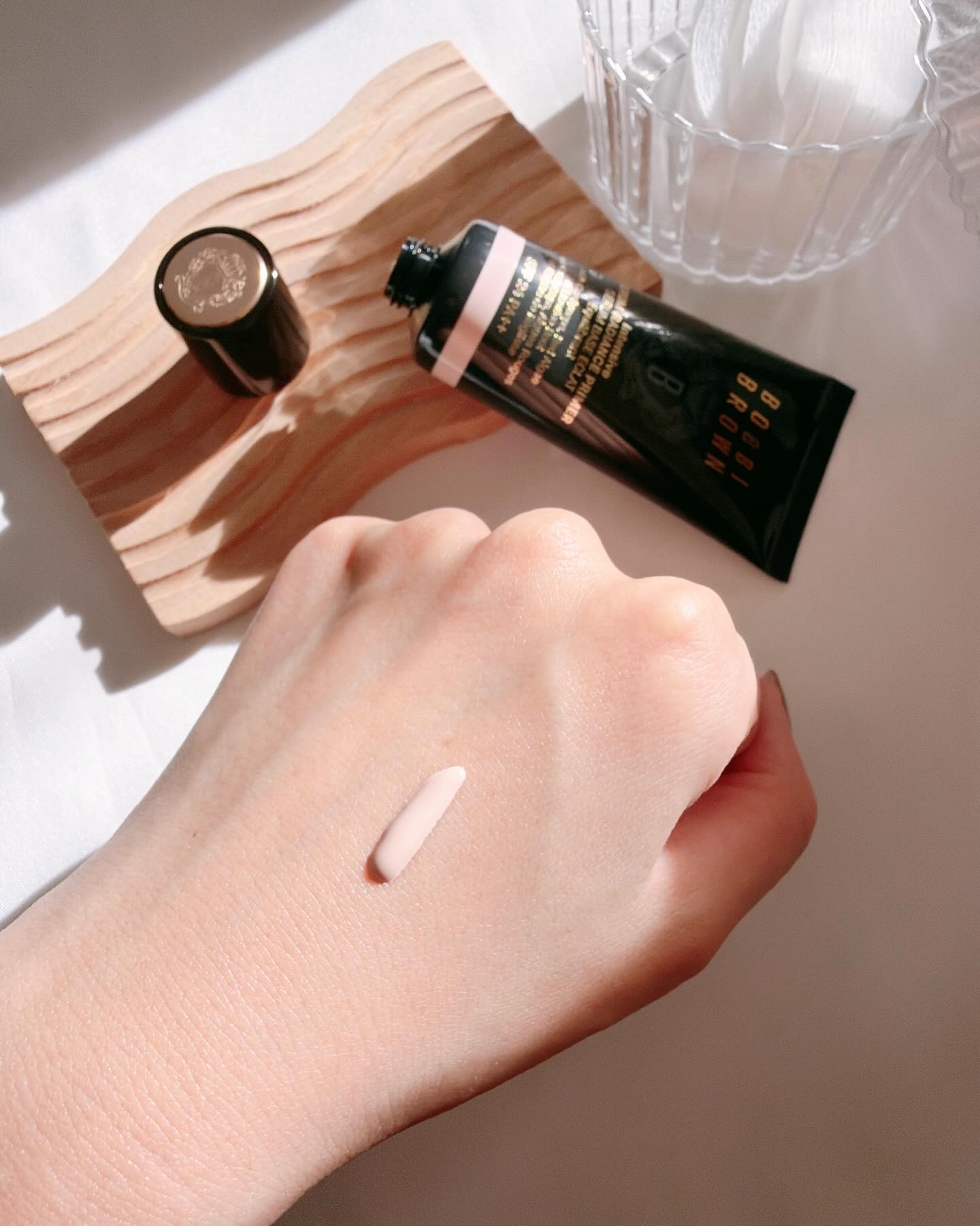 インテンシブ セラム ラディアンス プライマー/BOBBI BROWN/化粧下地を使ったクチコミ（2枚目）