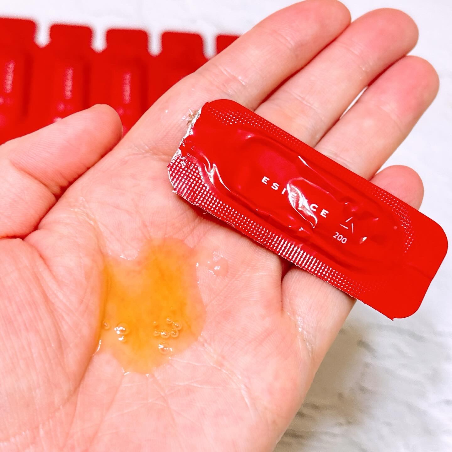 C×AZ ダーマインショット200/ESIENCE/美容液を使ったクチコミ（3枚目）